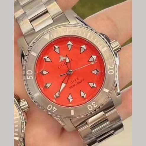 Gucci Watch - FashionPlug