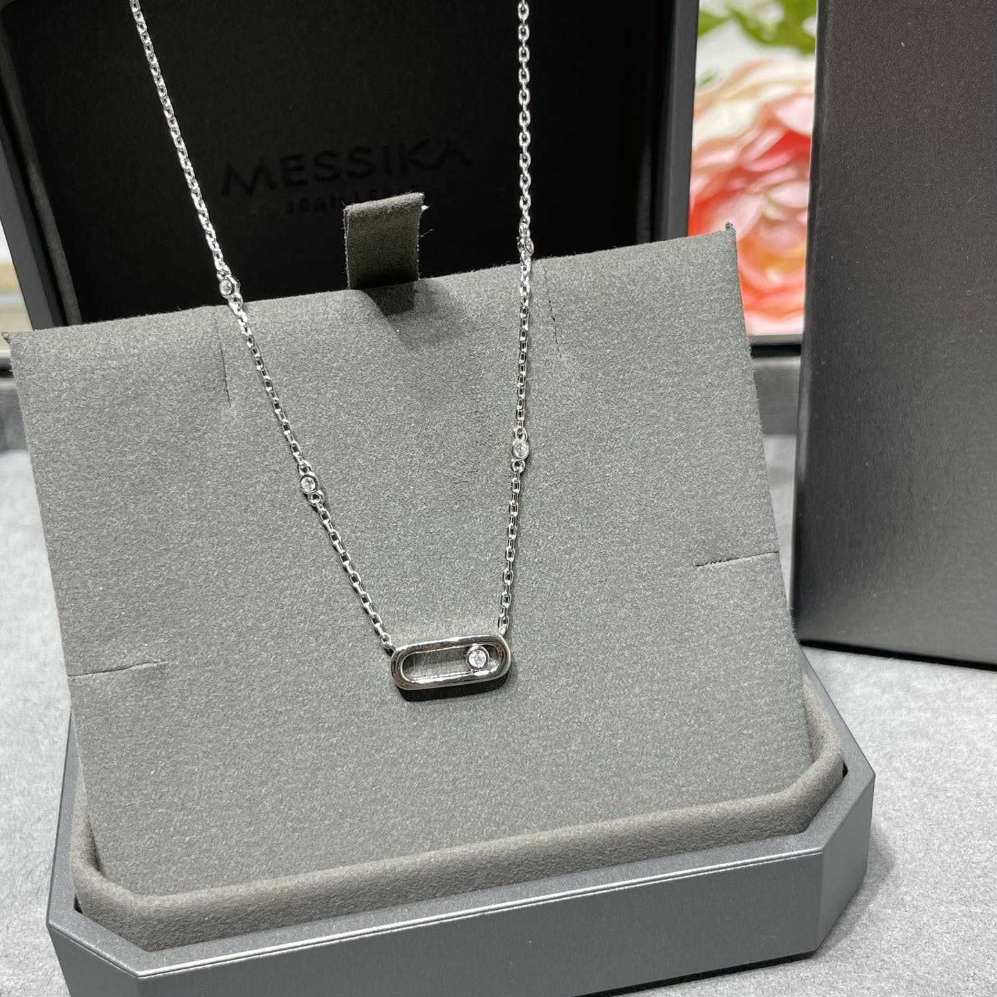 Hermes Necklace   - FashionPlug