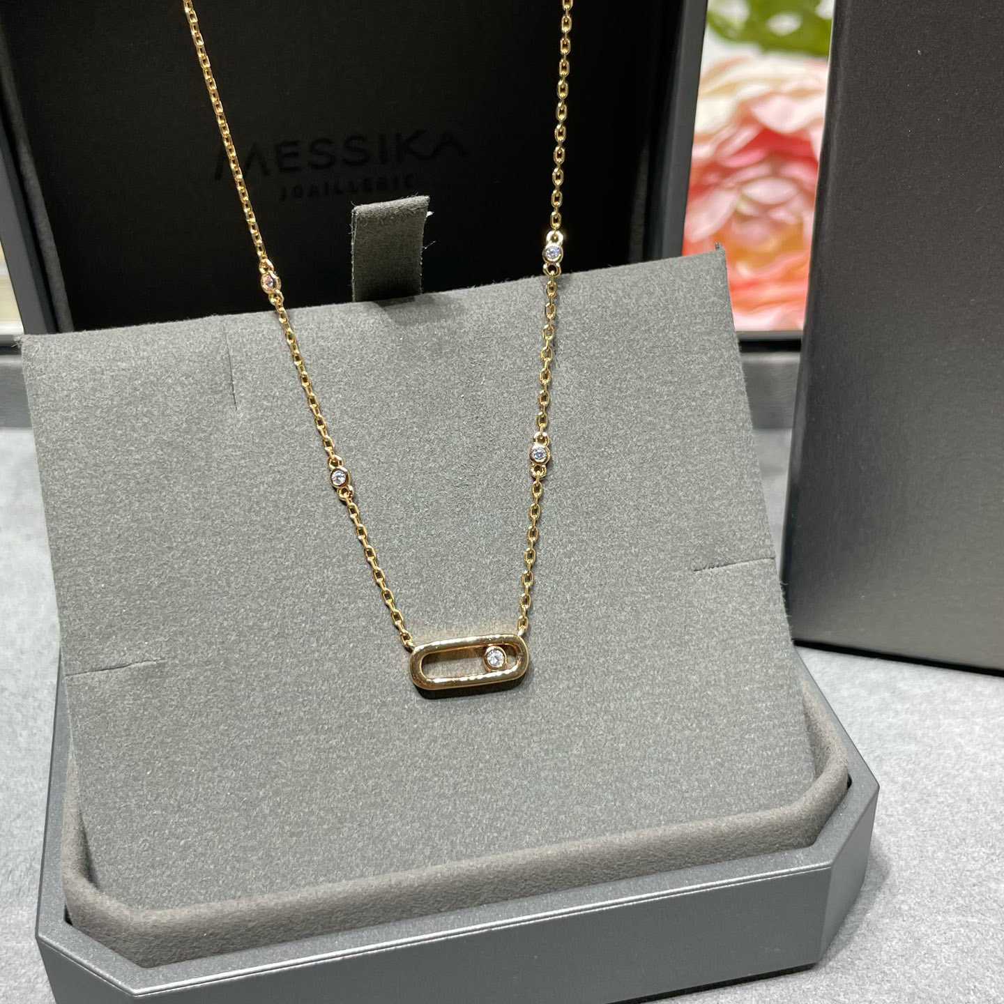 Hermes Necklace   - FashionPlug
