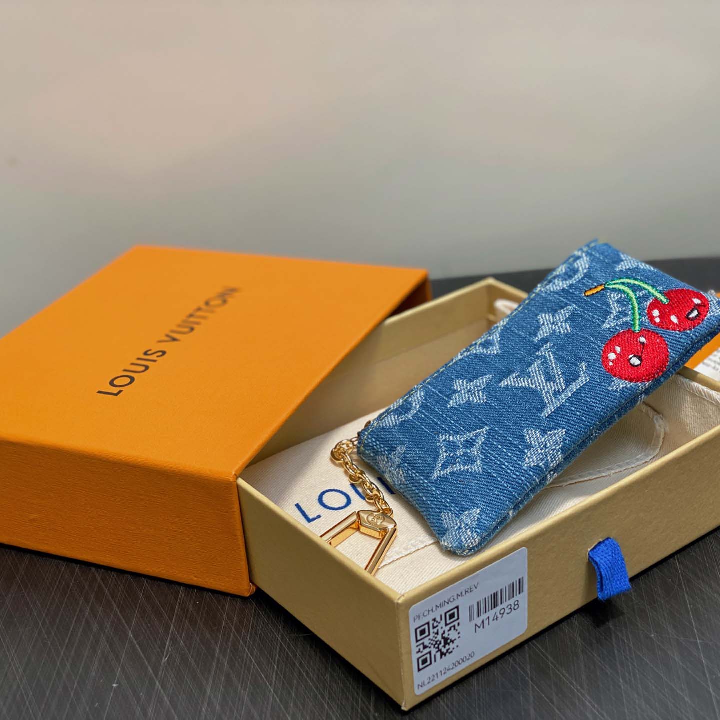 Louis Vuitton LV x TM Key Pouch   M14938 - FashionPlug