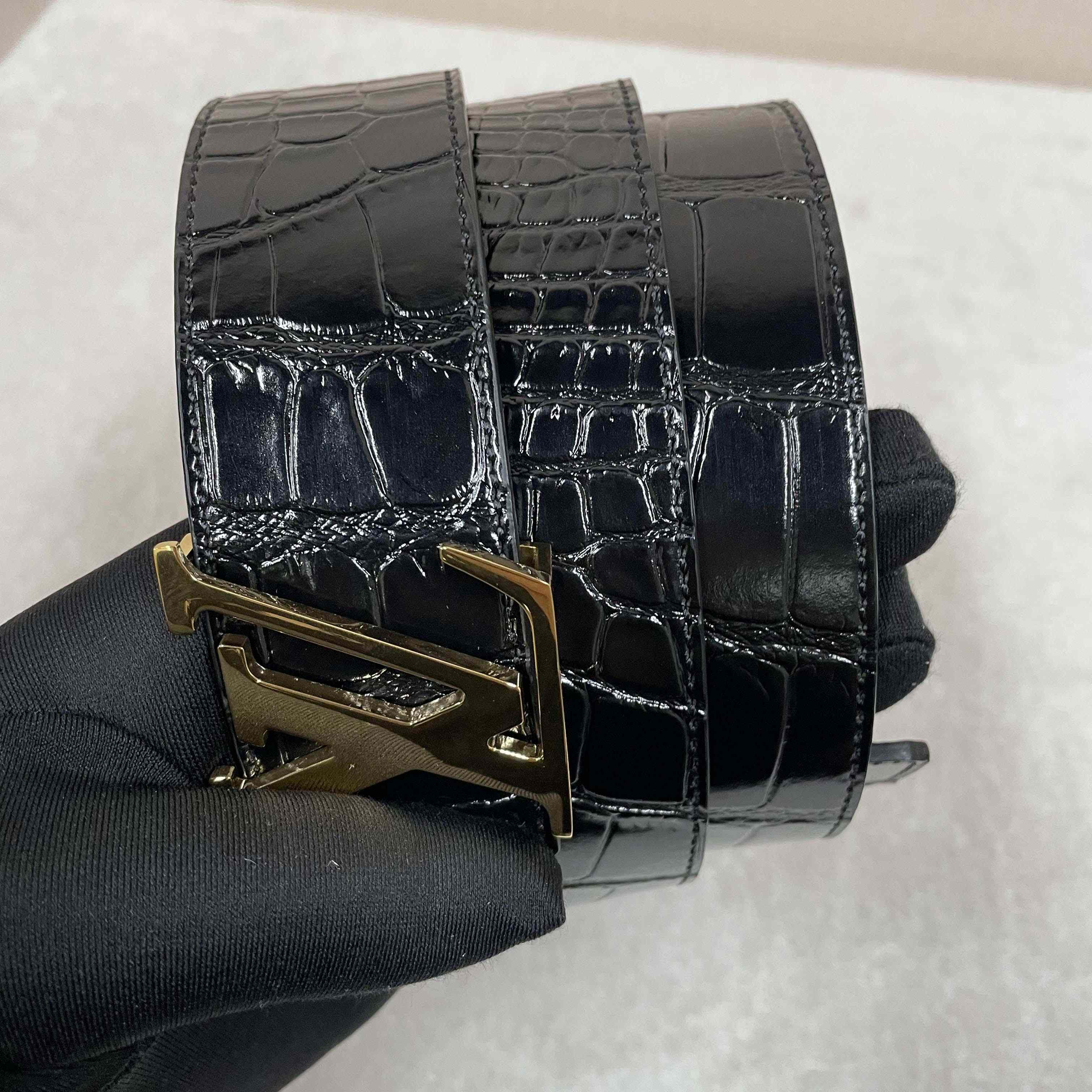 Louis Vuitton LV Initiales 40mm Reversible Belt  M8502U - FashionPlug
