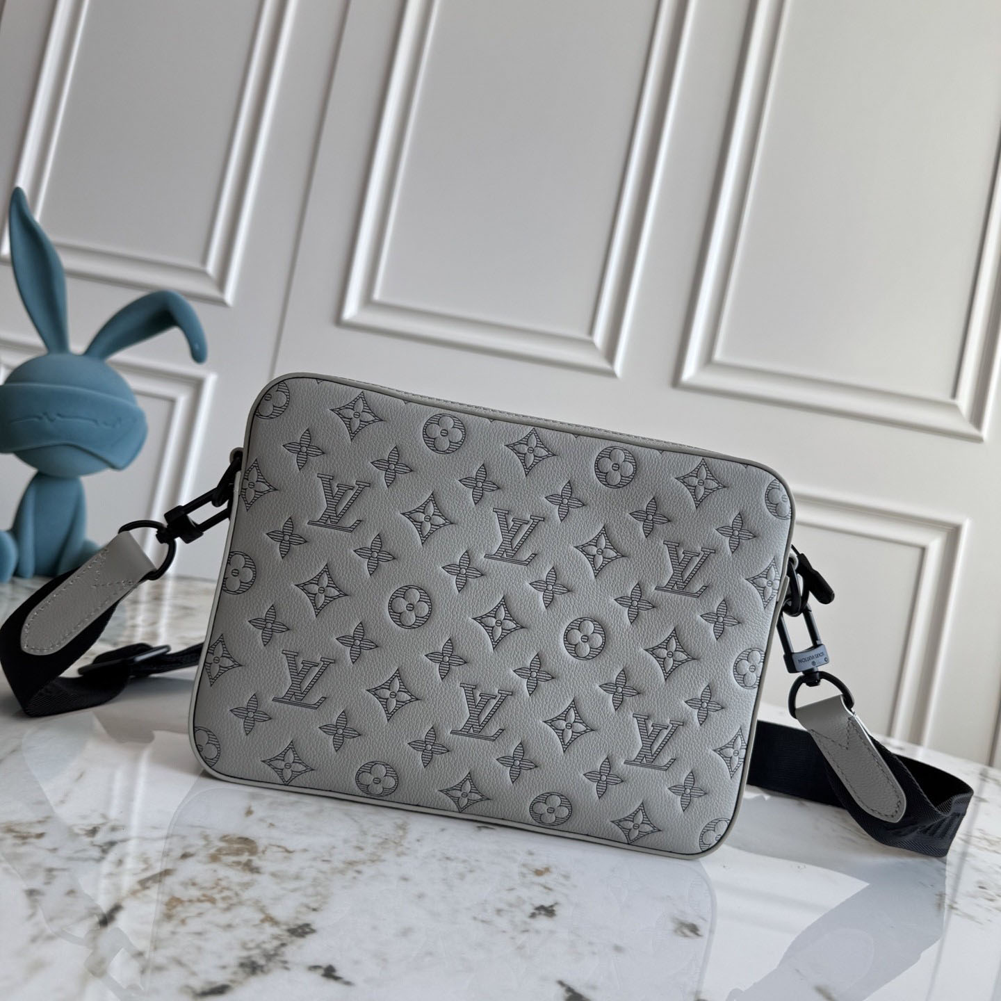 Louis Vuitton Trio Messenger   M46603 - FashionPlug