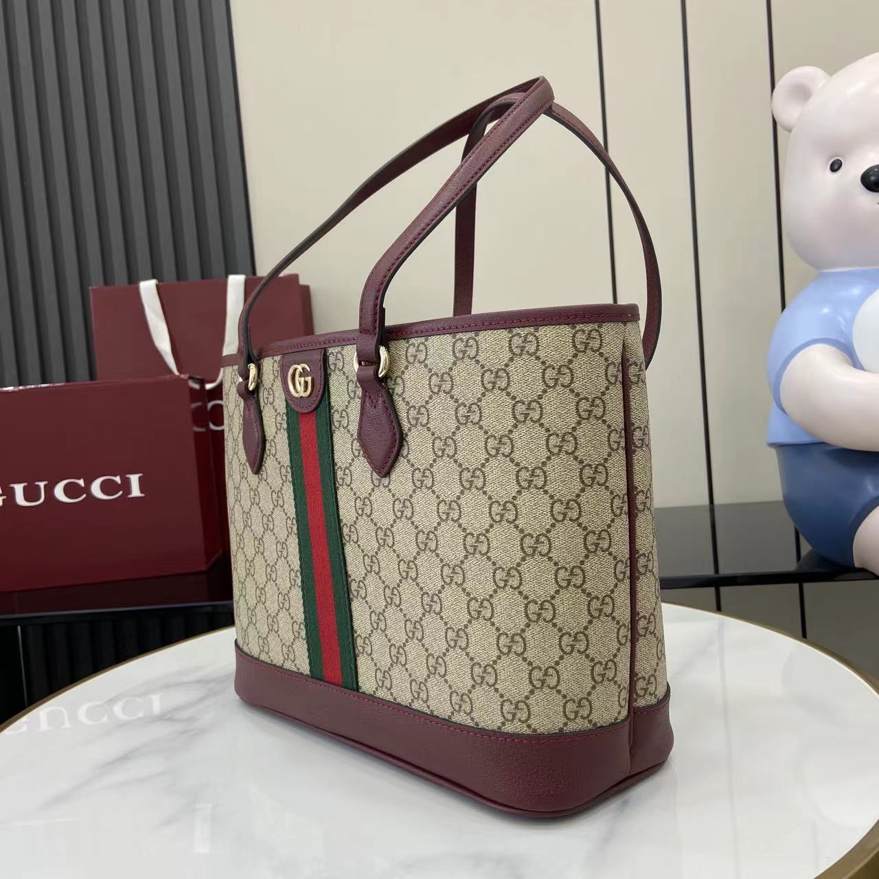 Gucci Ophidia Medium Tote Bag - FashionPlug
