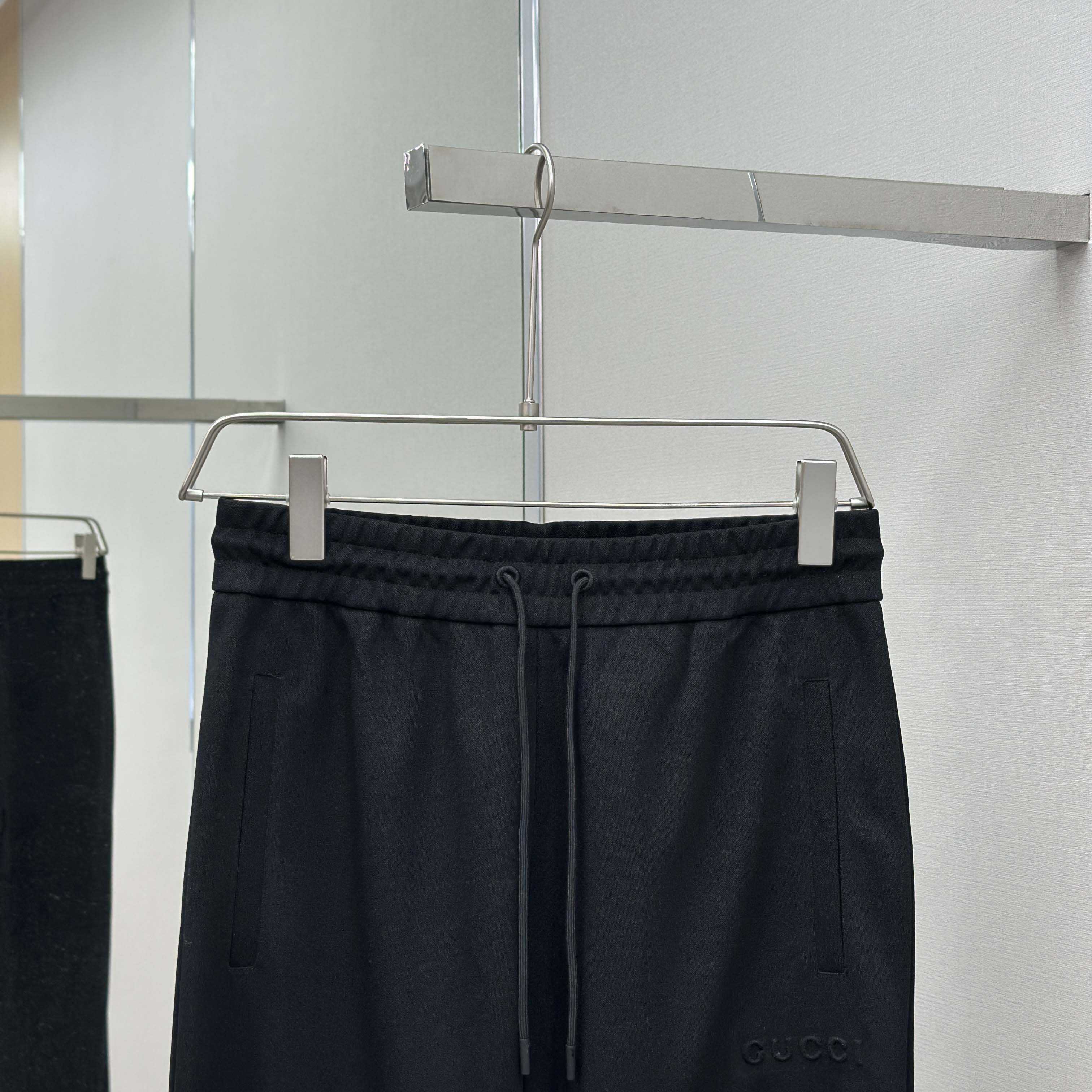 Gucci Cotton Pants - FashionPlug
