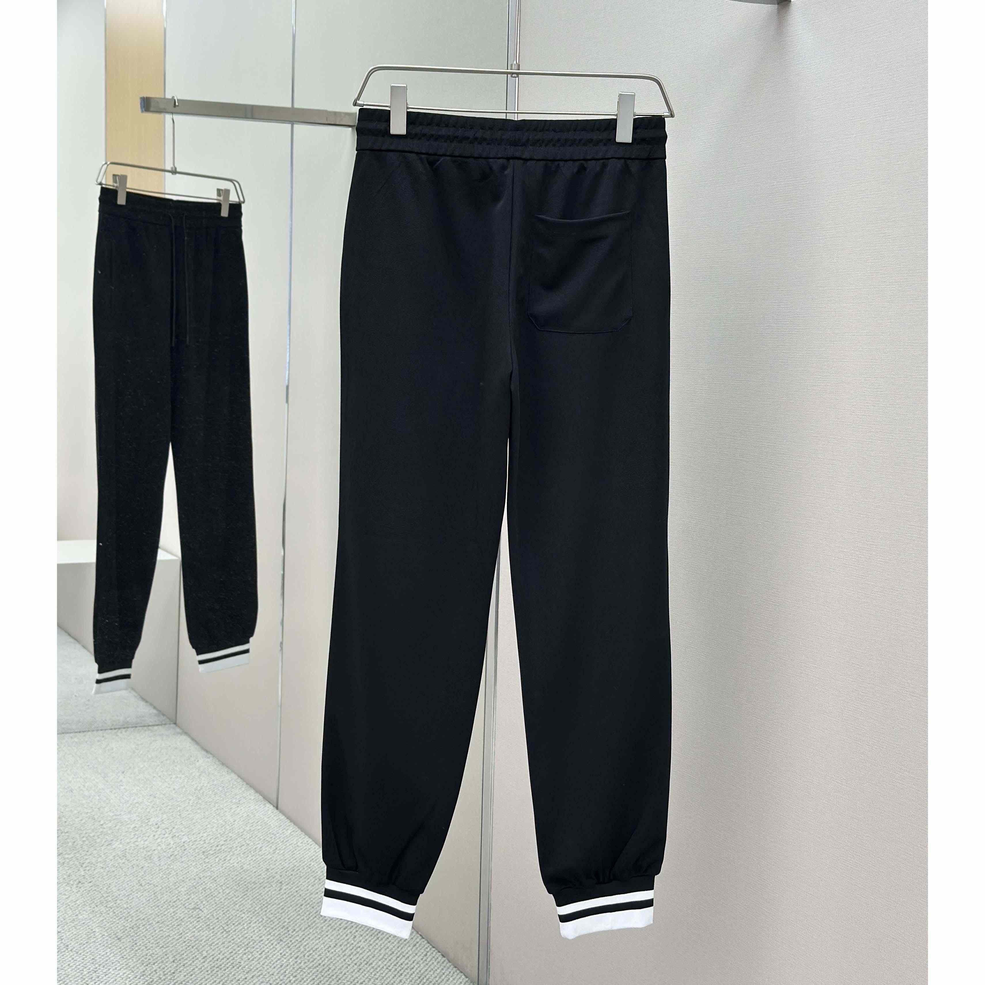 Gucci Cotton Pants - FashionPlug