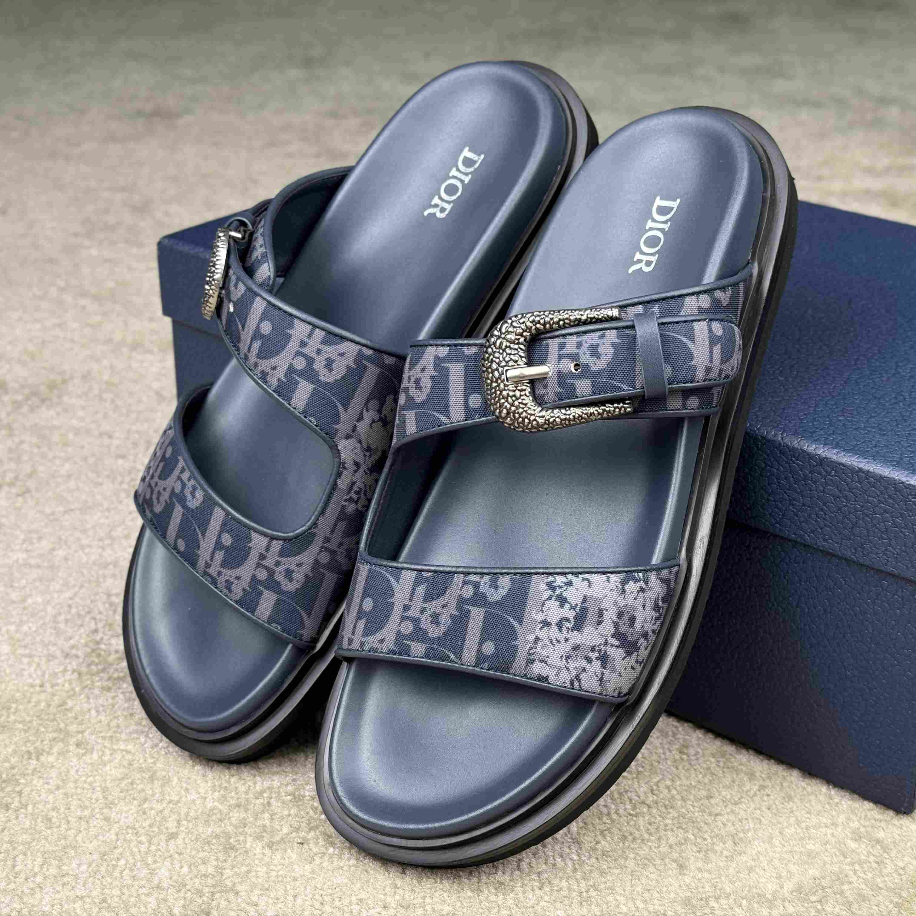 Denim Tears x Dior Aqua Sandal 'Dior Tears - Peace Sign' - FashionPlug