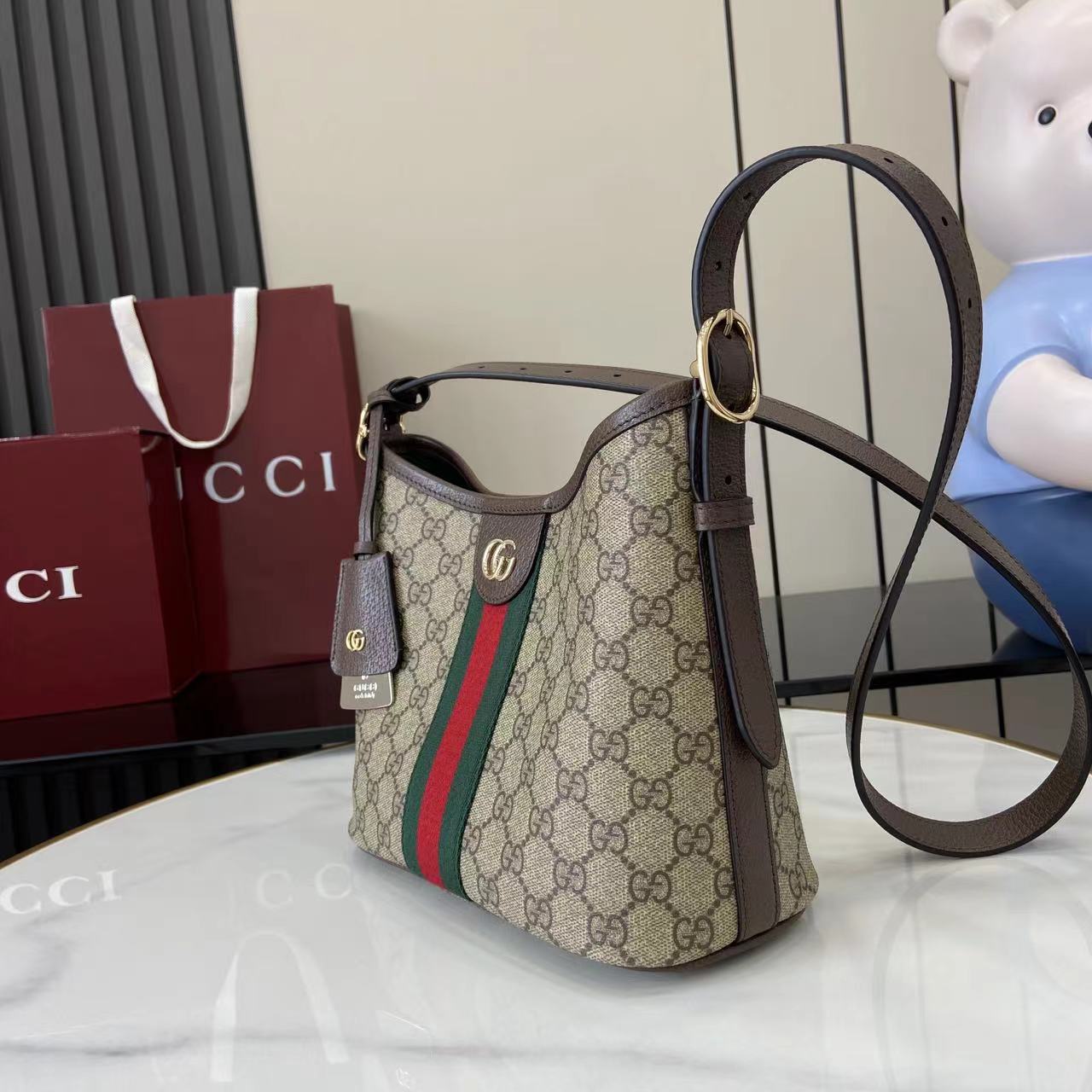 Gucci Ophidia Small Shoulder Bag - FashionPlug