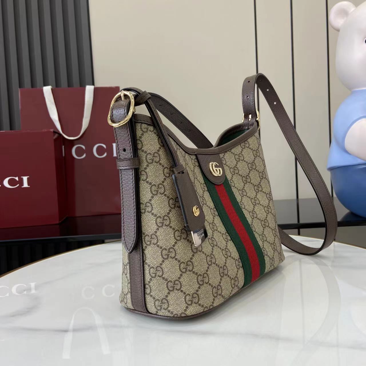 Gucci Ophidia Small Shoulder Bag - FashionPlug