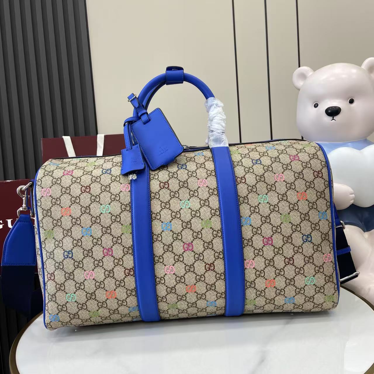 Gucci GG Multicolor Medium Duffle Bag - FashionPlug