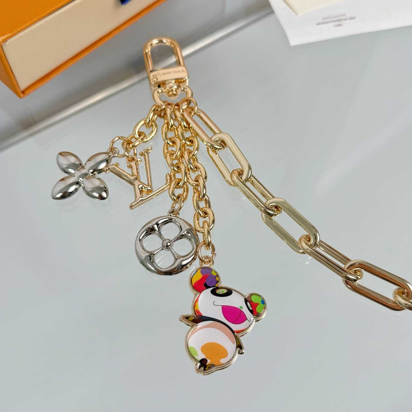 Louis Vuitton LV x TM Superflat Bag Chain   M02452 - FashionPlug