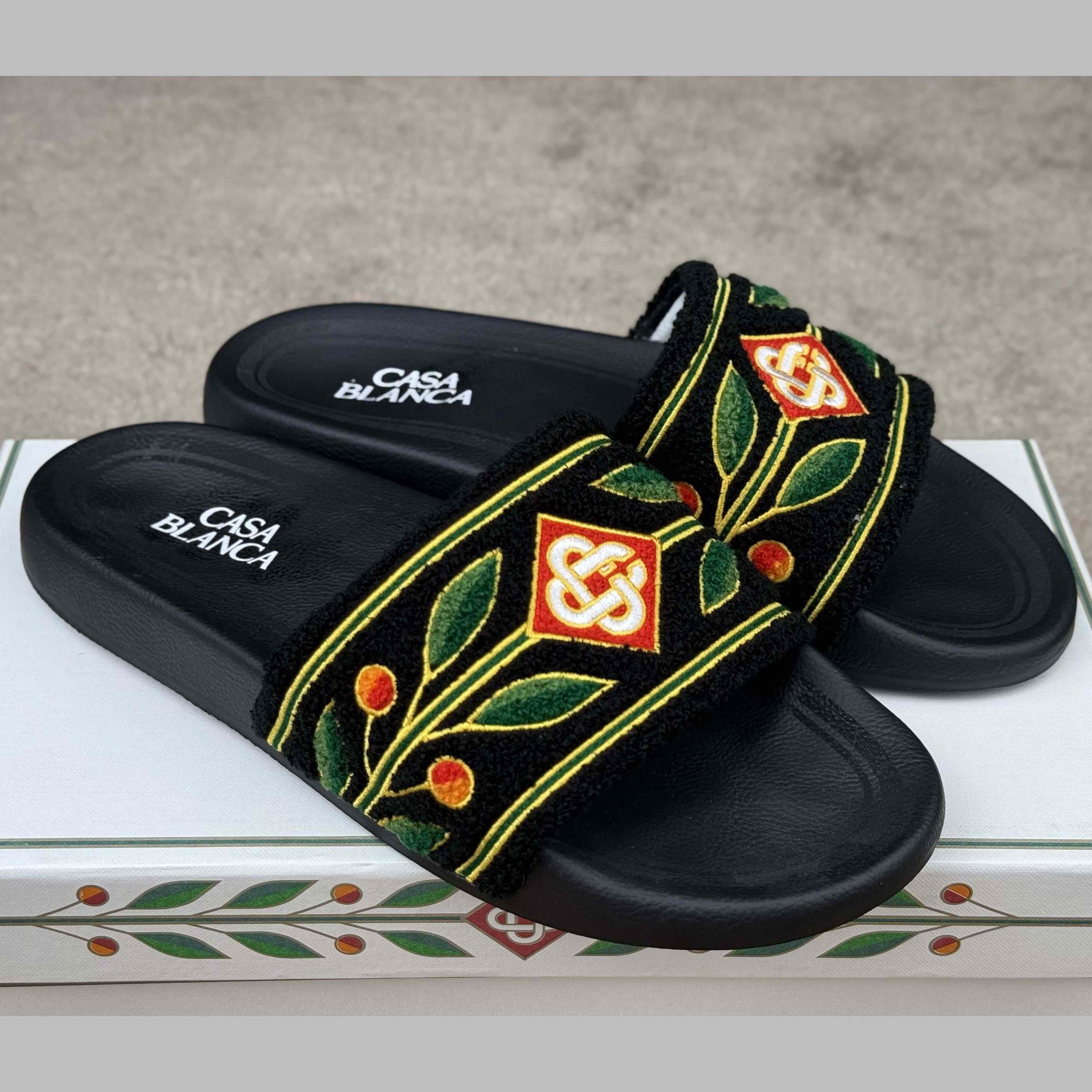 Casablanca Laurel Terry Slider  - FashionPlug