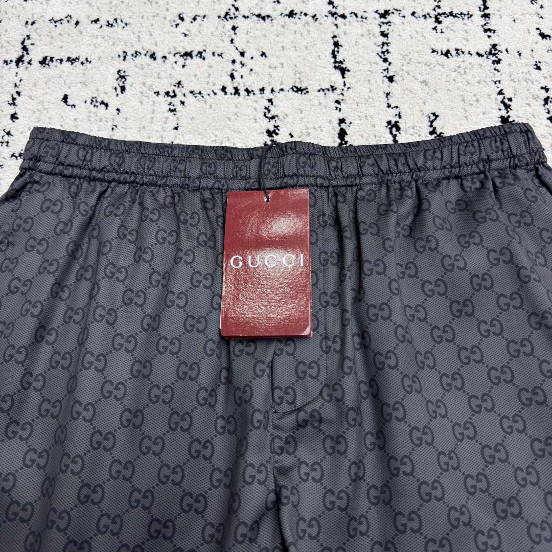 Gucci Printed Silk Twill Shorts - FashionPlug
