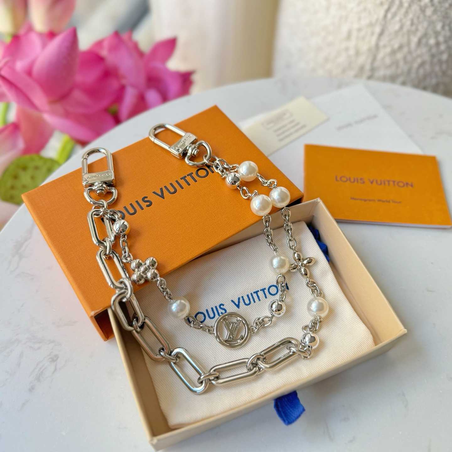Louis Vuitton Midnight Pearl Chain Bag Charm   M02758 - FashionPlug