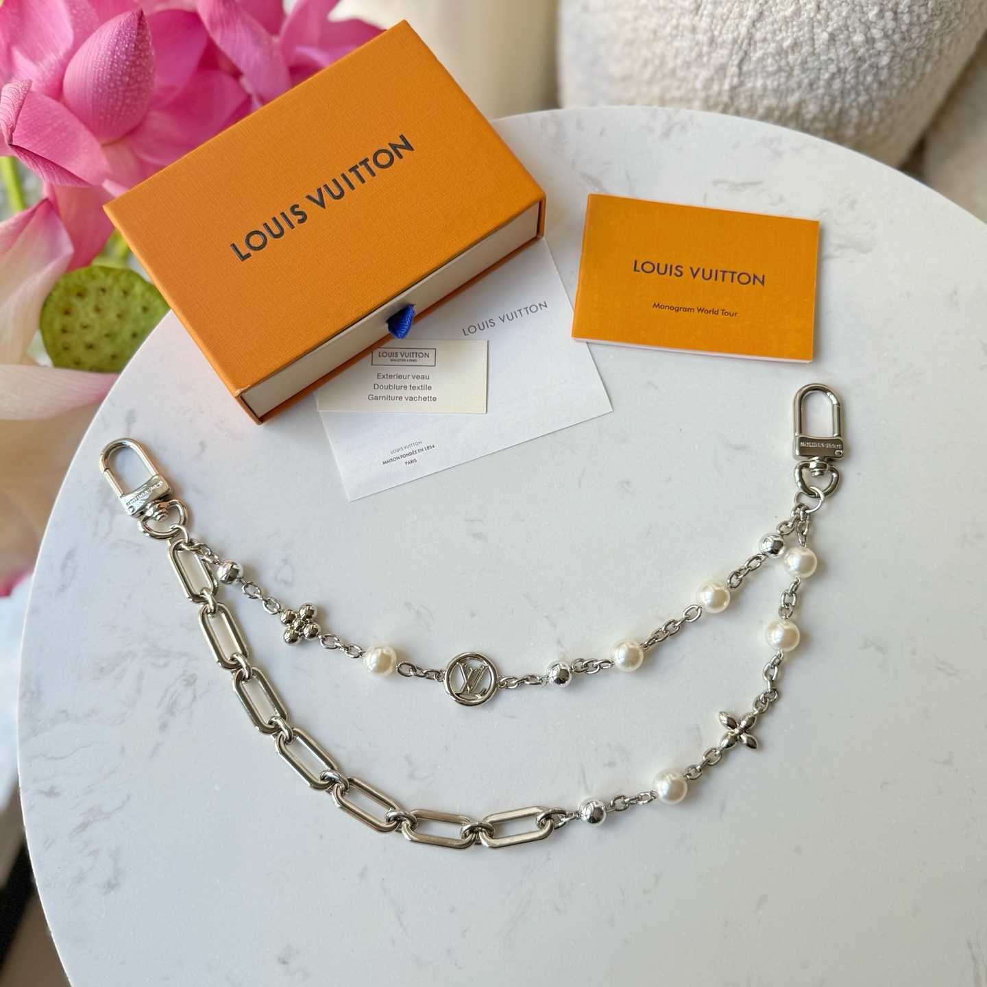 Louis Vuitton Midnight Pearl Chain Bag Charm   M02758 - FashionPlug