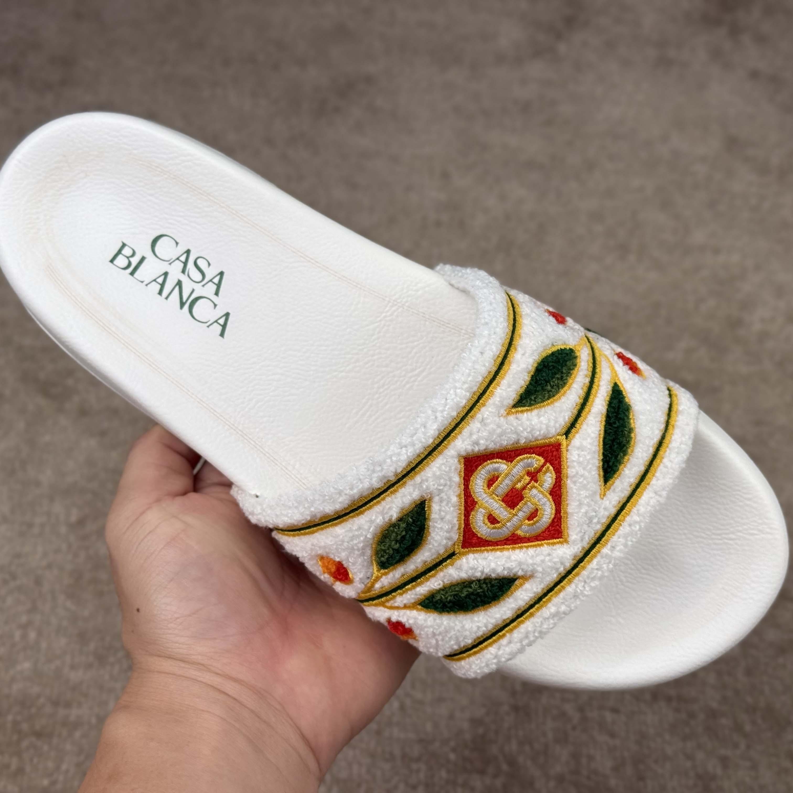 Casablanca Laurel Terry Slider  - FashionPlug