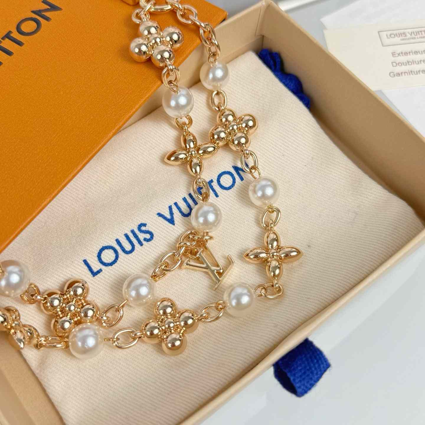 Louis Vuitton Chain - FashionPlug