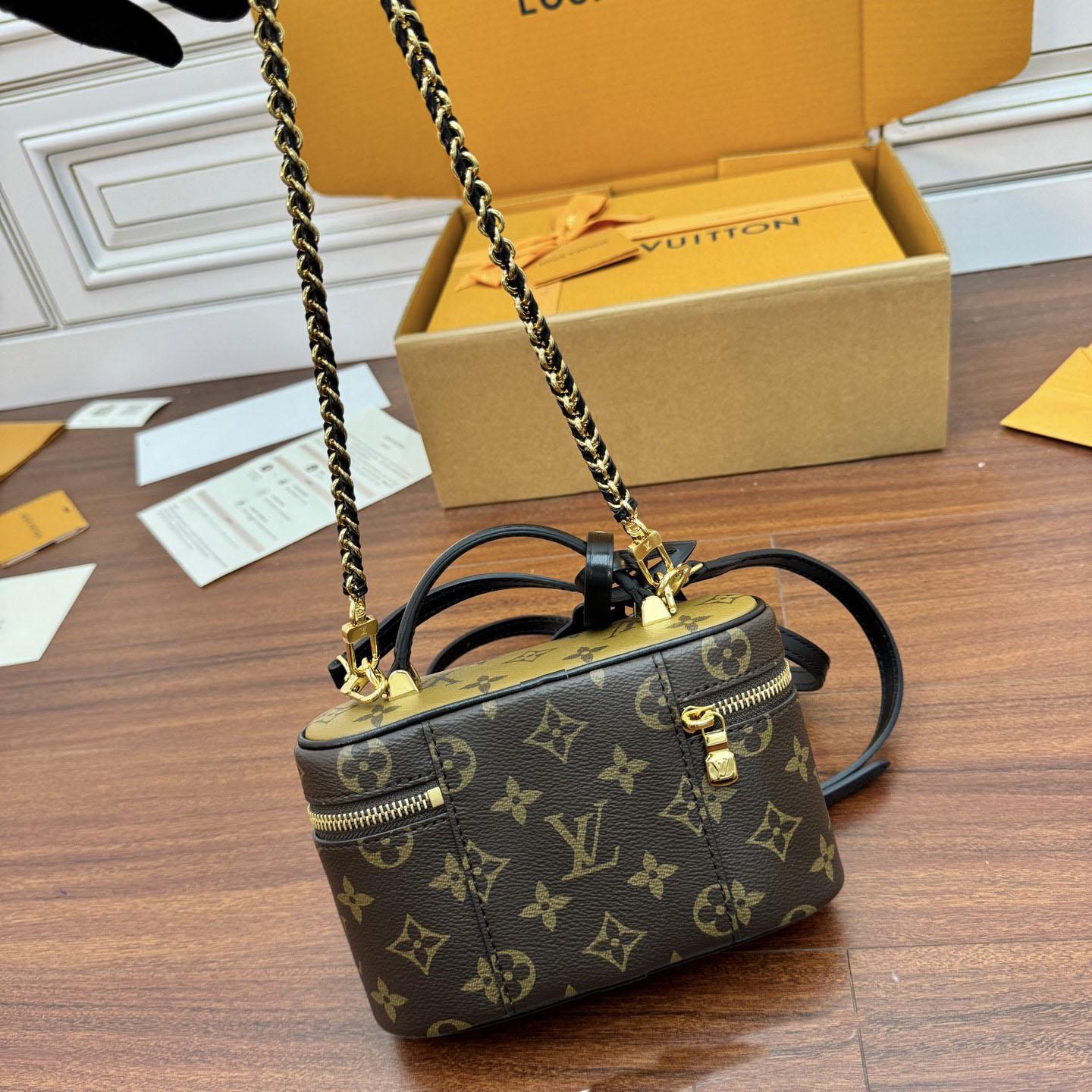 Louis Vuitton Vanity Chain Pouch    M47125 - FashionPlug