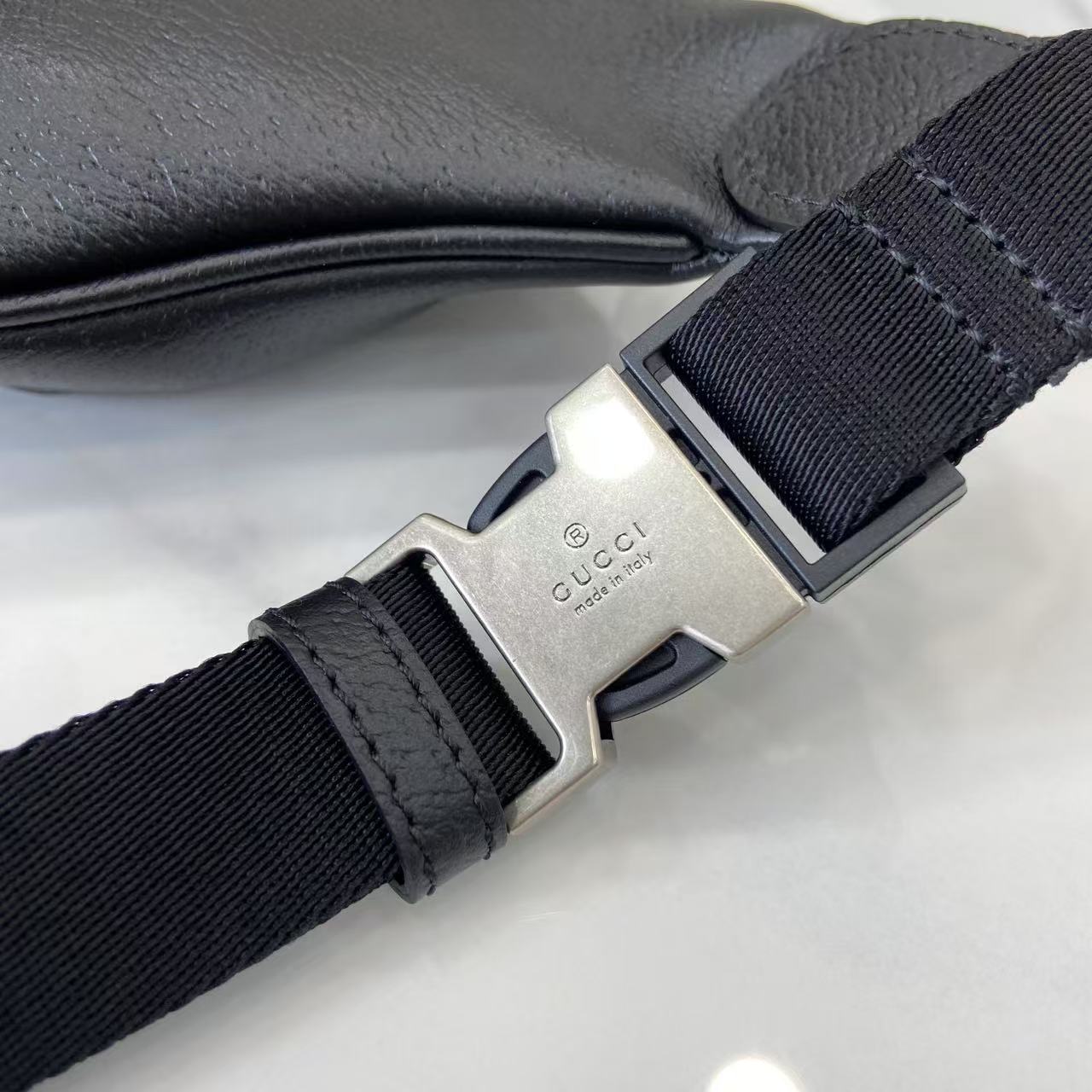 Gucci Ophidia Small Belt Bag - FashionPlug