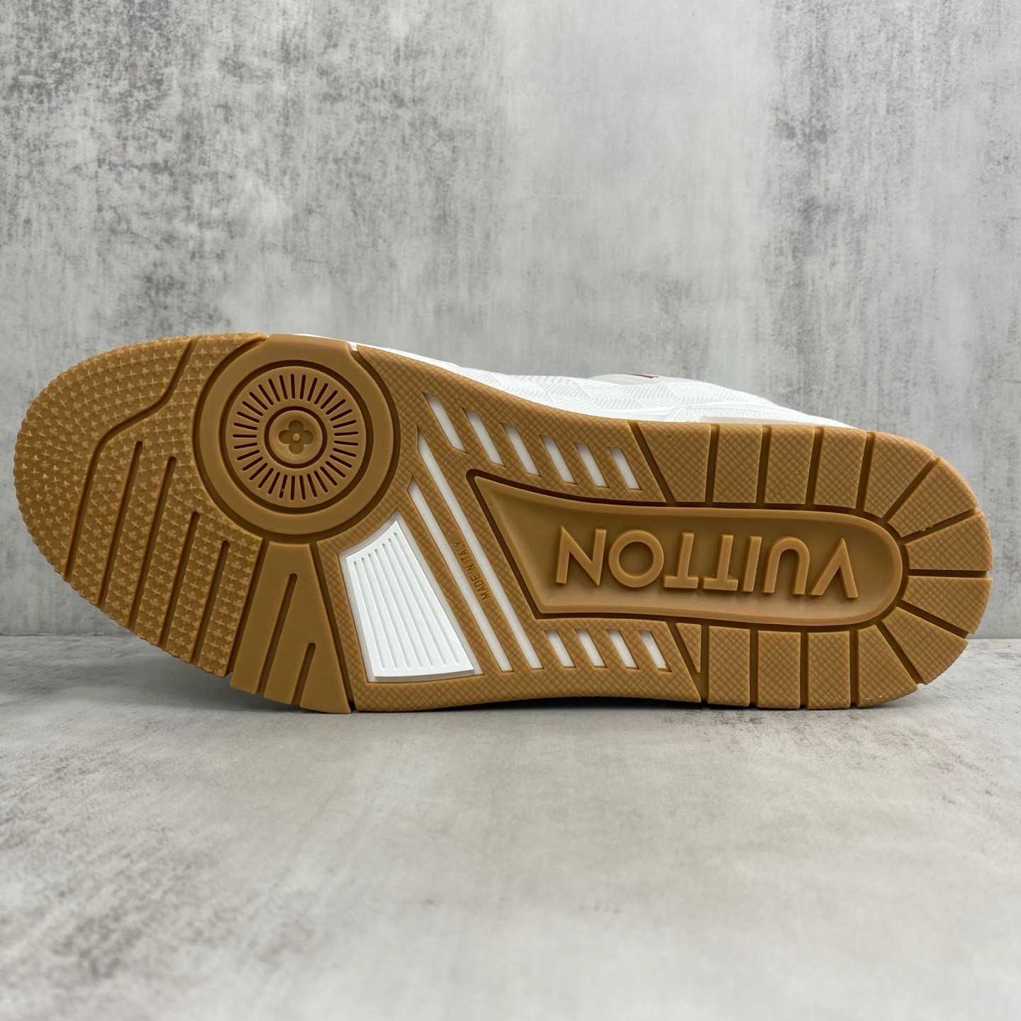 Louis Vuitton LV Trainer Sneaker   1AHTSD - FashionPlug