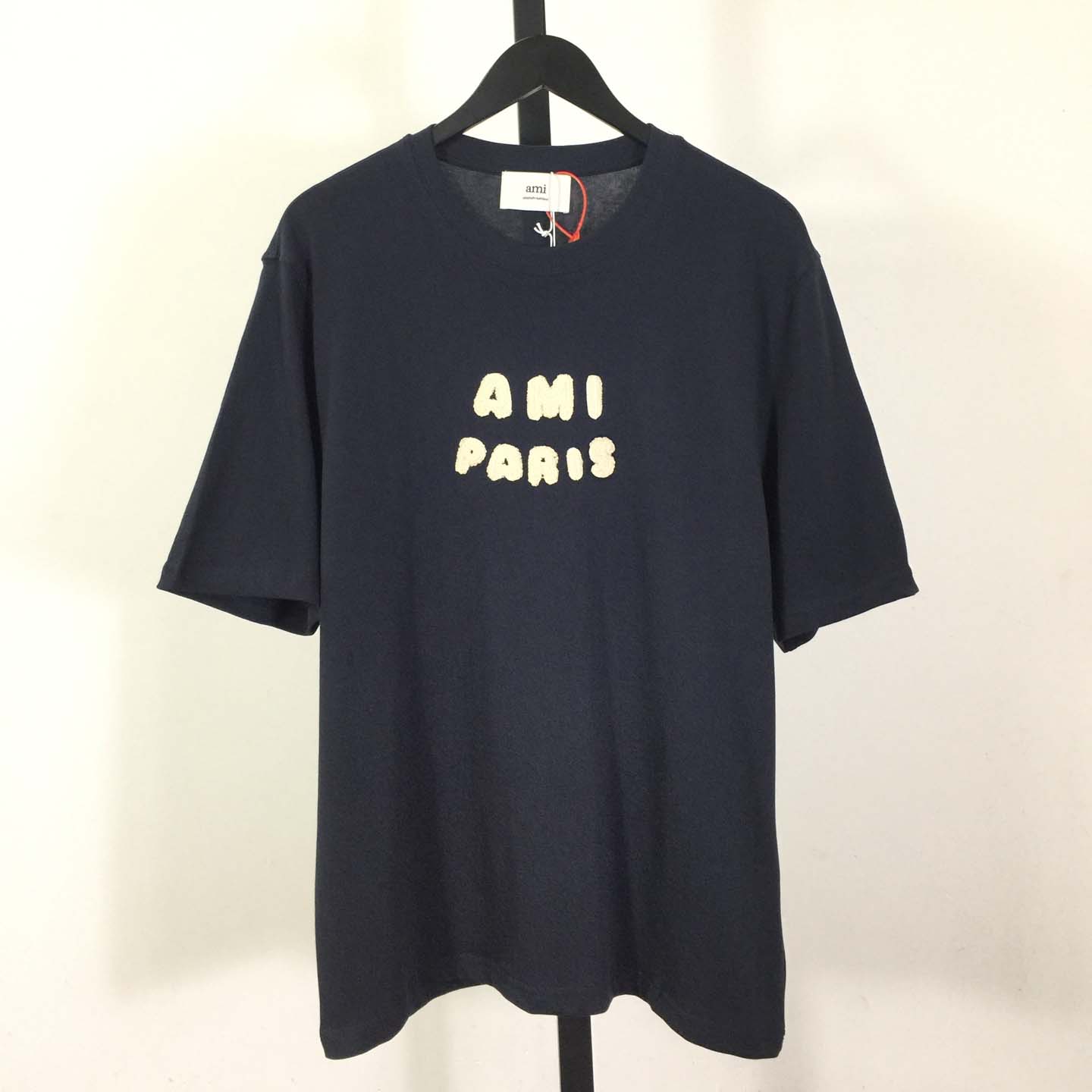 AMI Paris T-Shirt In Dark Blue - FashionPlug