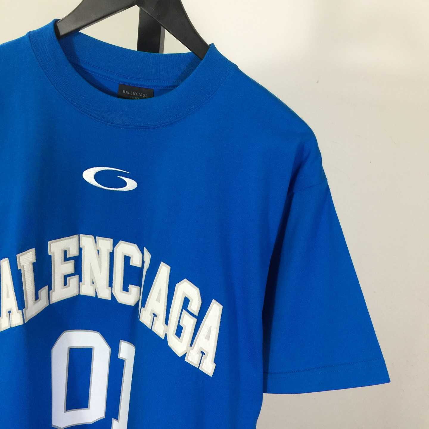 Balenciaga Basketball Series - Oversized T-Shirt In Blue - FashionPlug