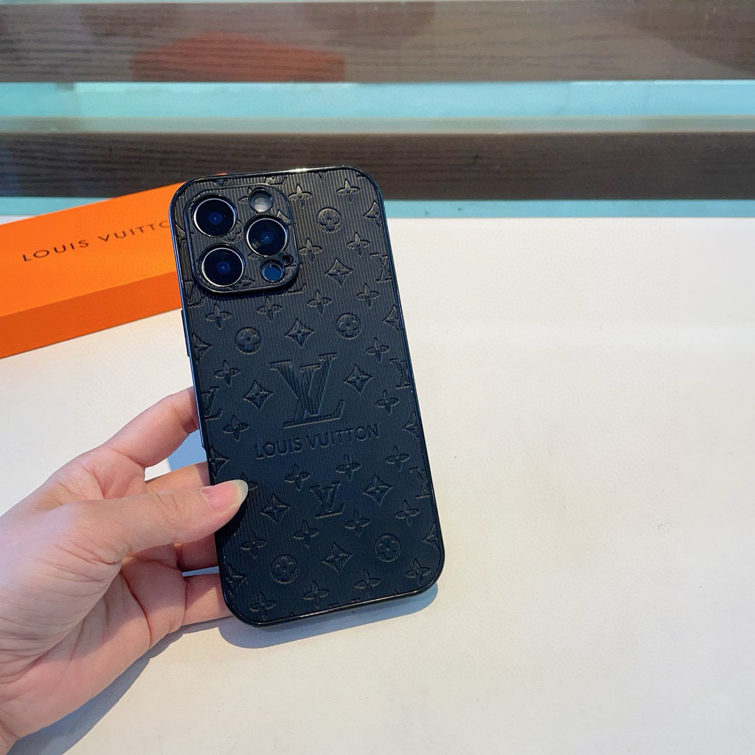 Louis Vuitton Phone Case  - FashionPlug