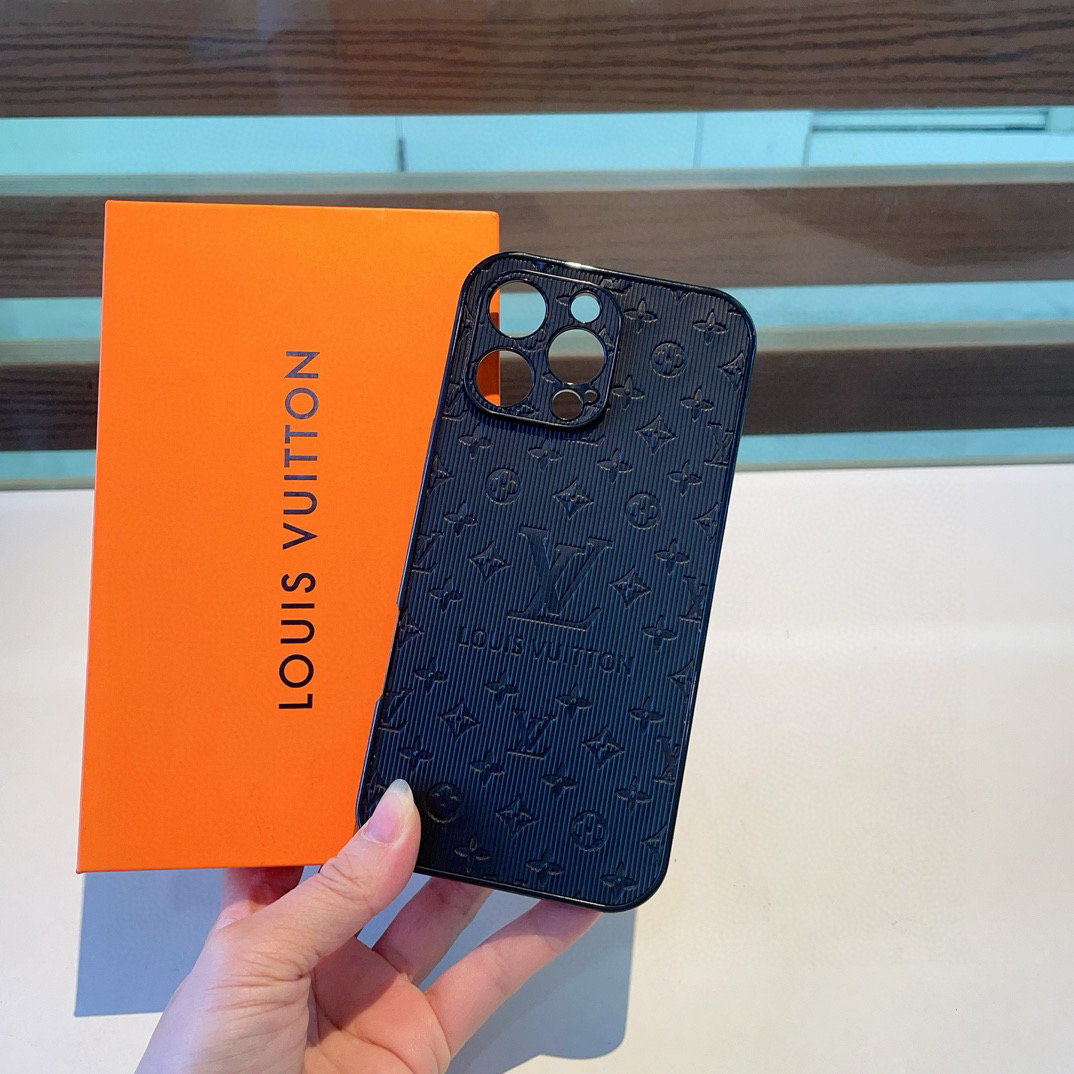 Louis Vuitton Phone Case  - FashionPlug