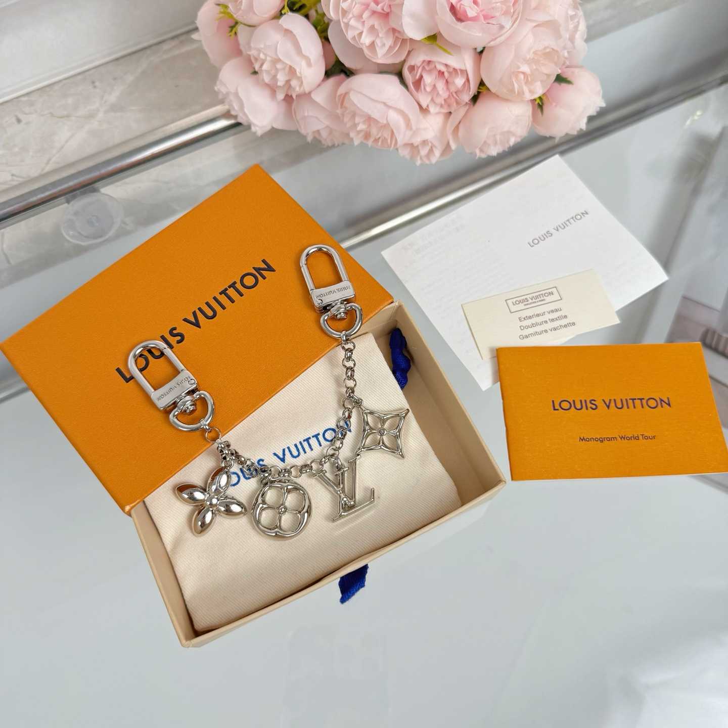 Louis Vuitton LV Iconic Bag Charm   M02453 - FashionPlug
