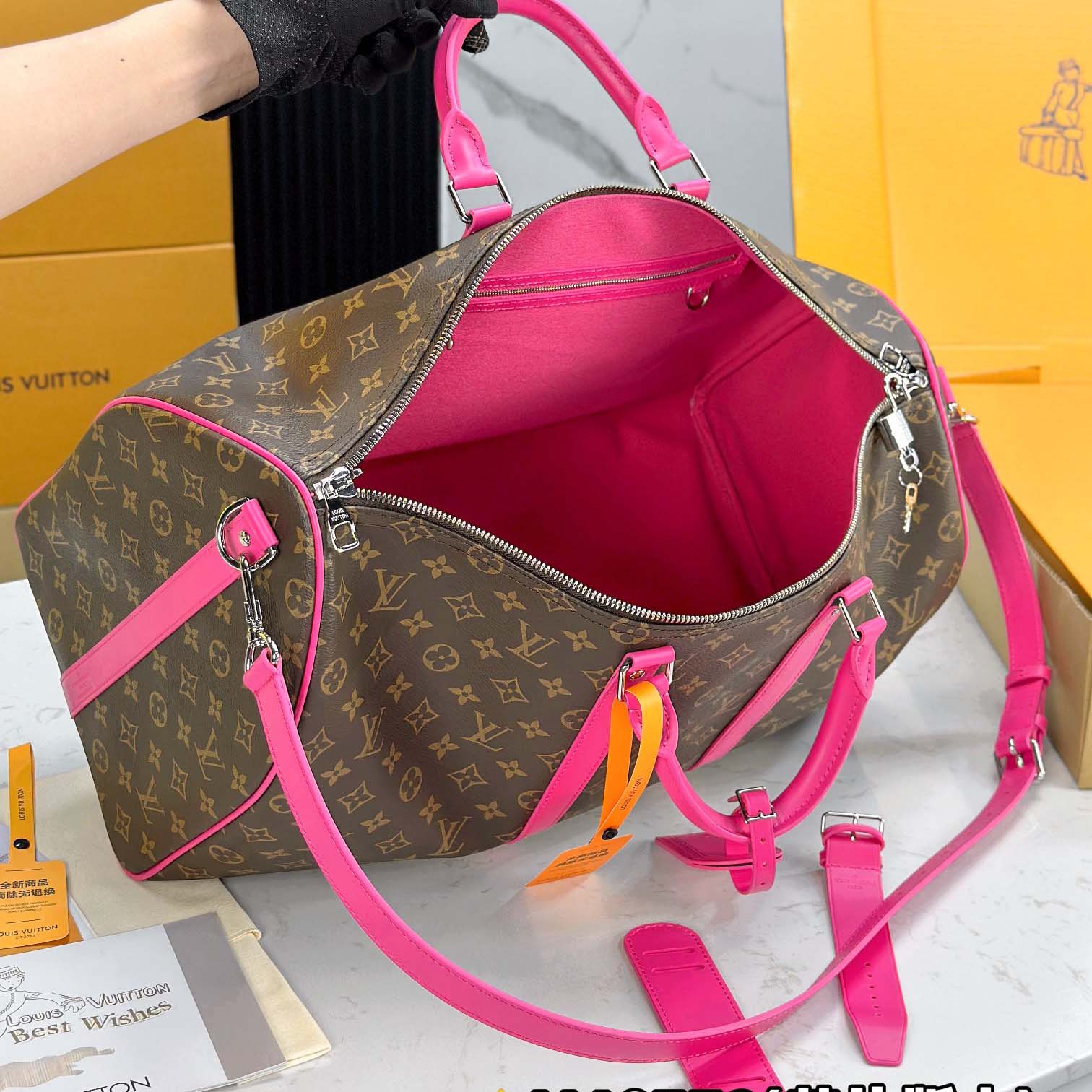 Louis Vuitton Keepall Bandoulière 50  M46773 - FashionPlug
