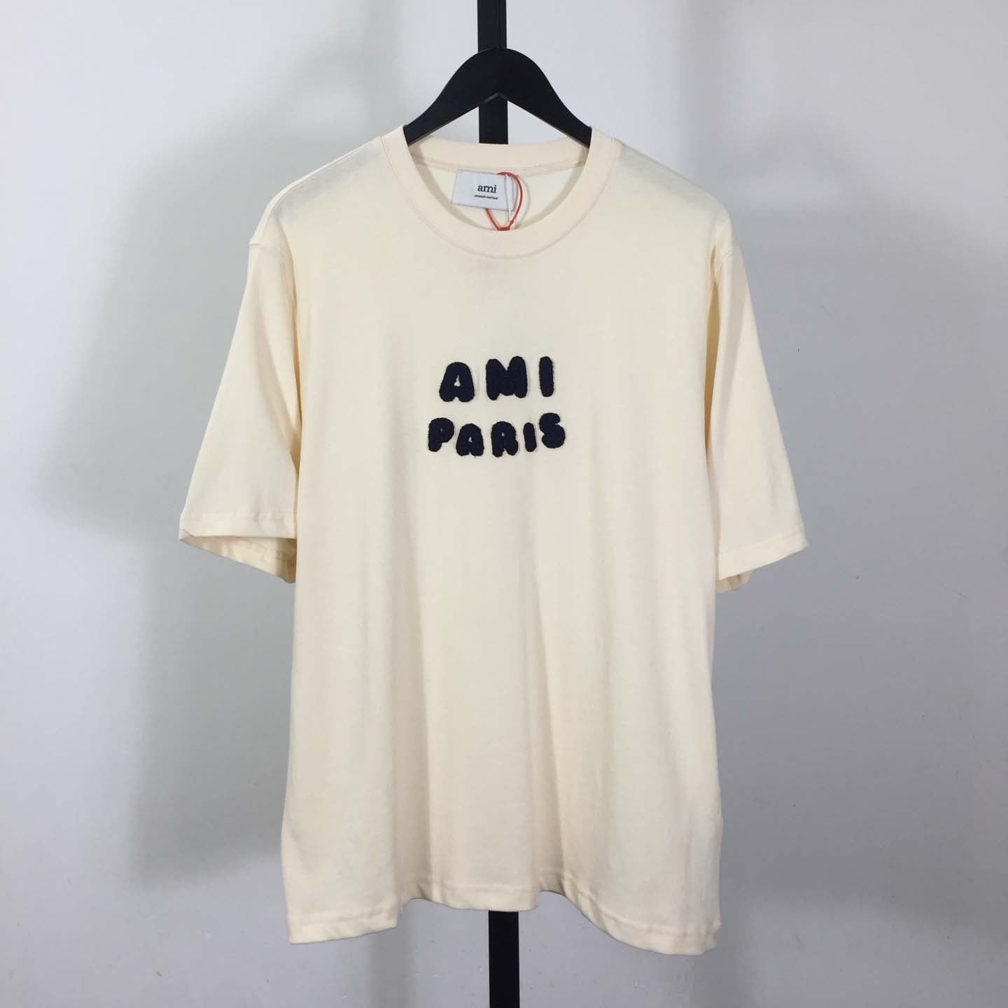 AMI Paris T-Shirt  - FashionPlug