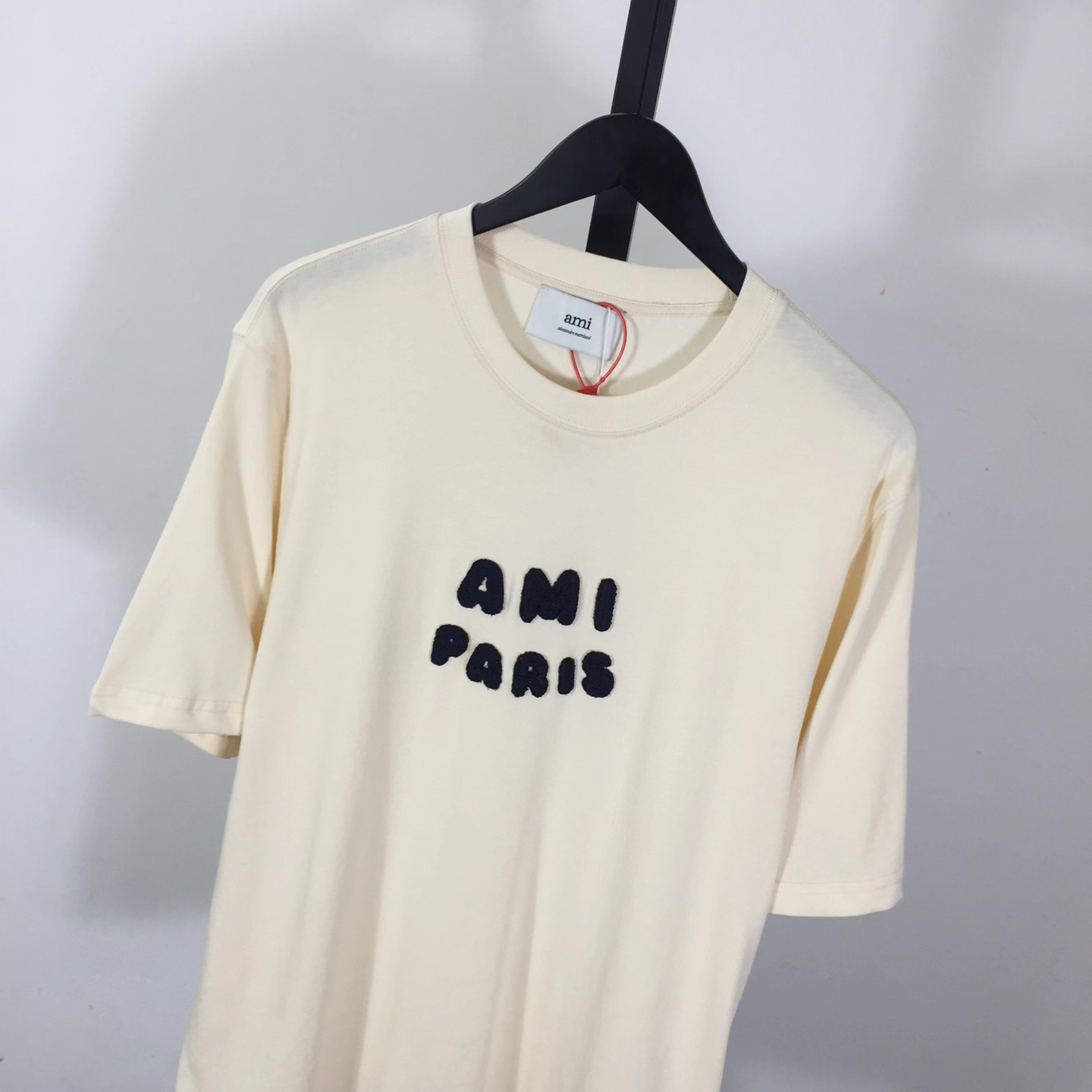 AMI Paris T-Shirt  - FashionPlug