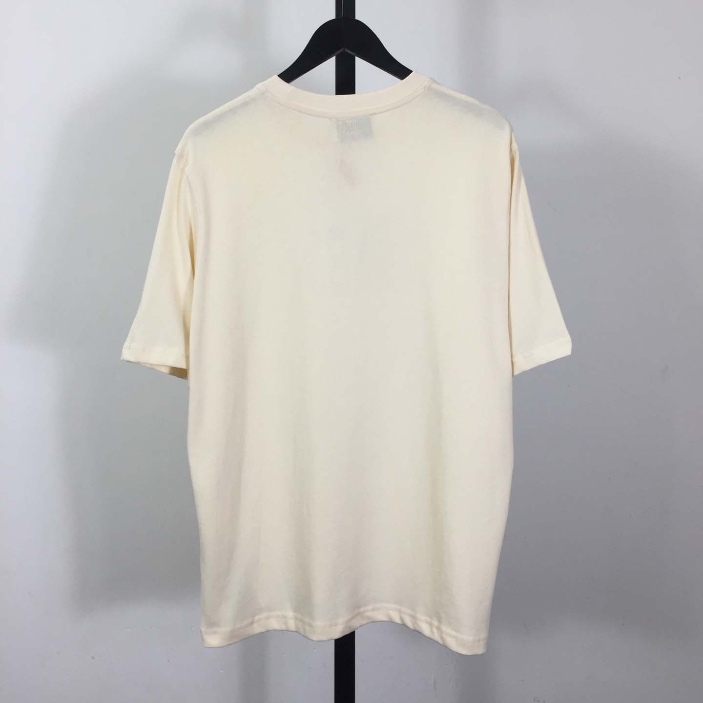 AMI Paris T-Shirt  - FashionPlug