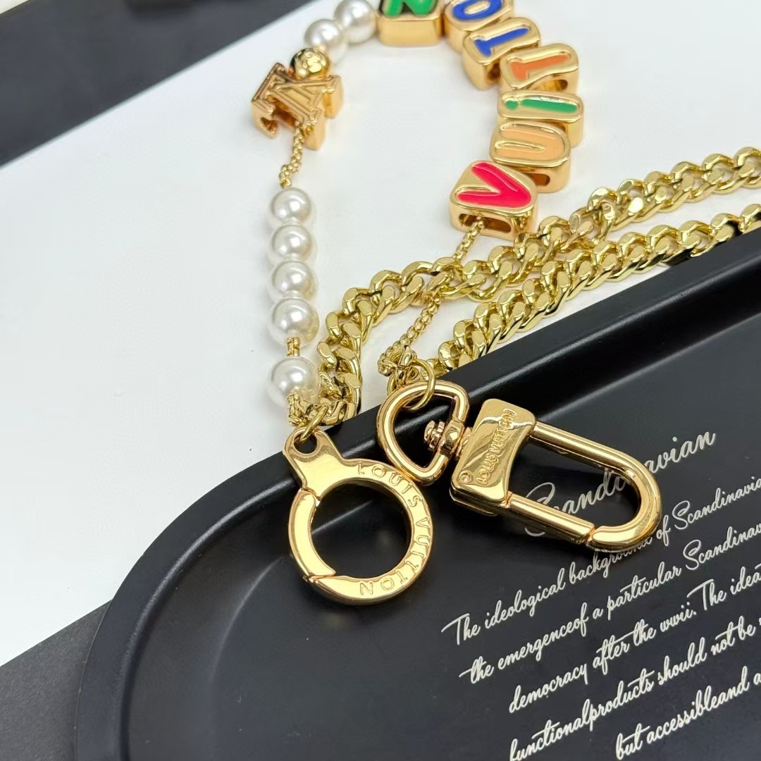 Louis Vuitton Vuitton Chain Belt   M02434 - FashionPlug