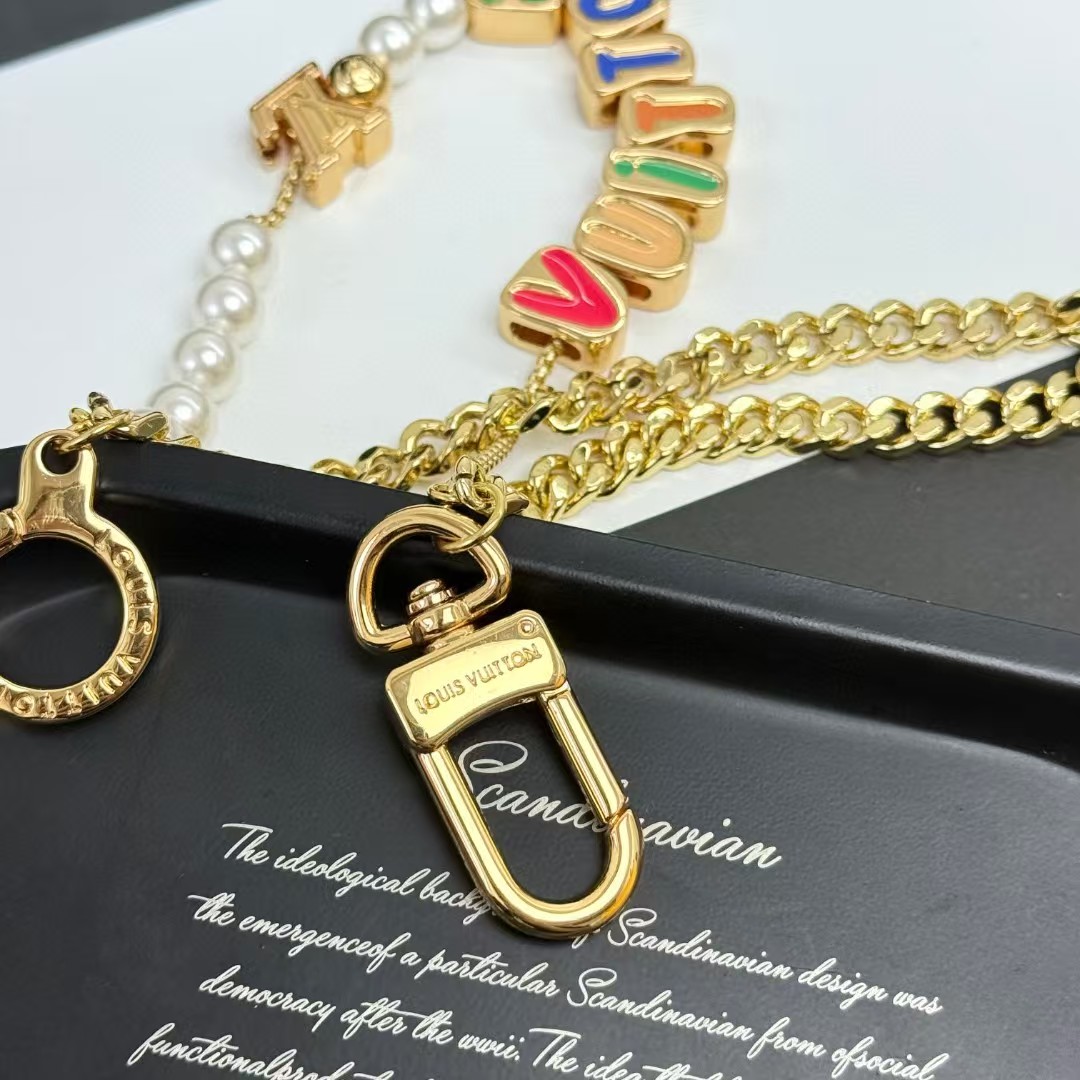 Louis Vuitton Vuitton Chain Belt   M02434 - FashionPlug