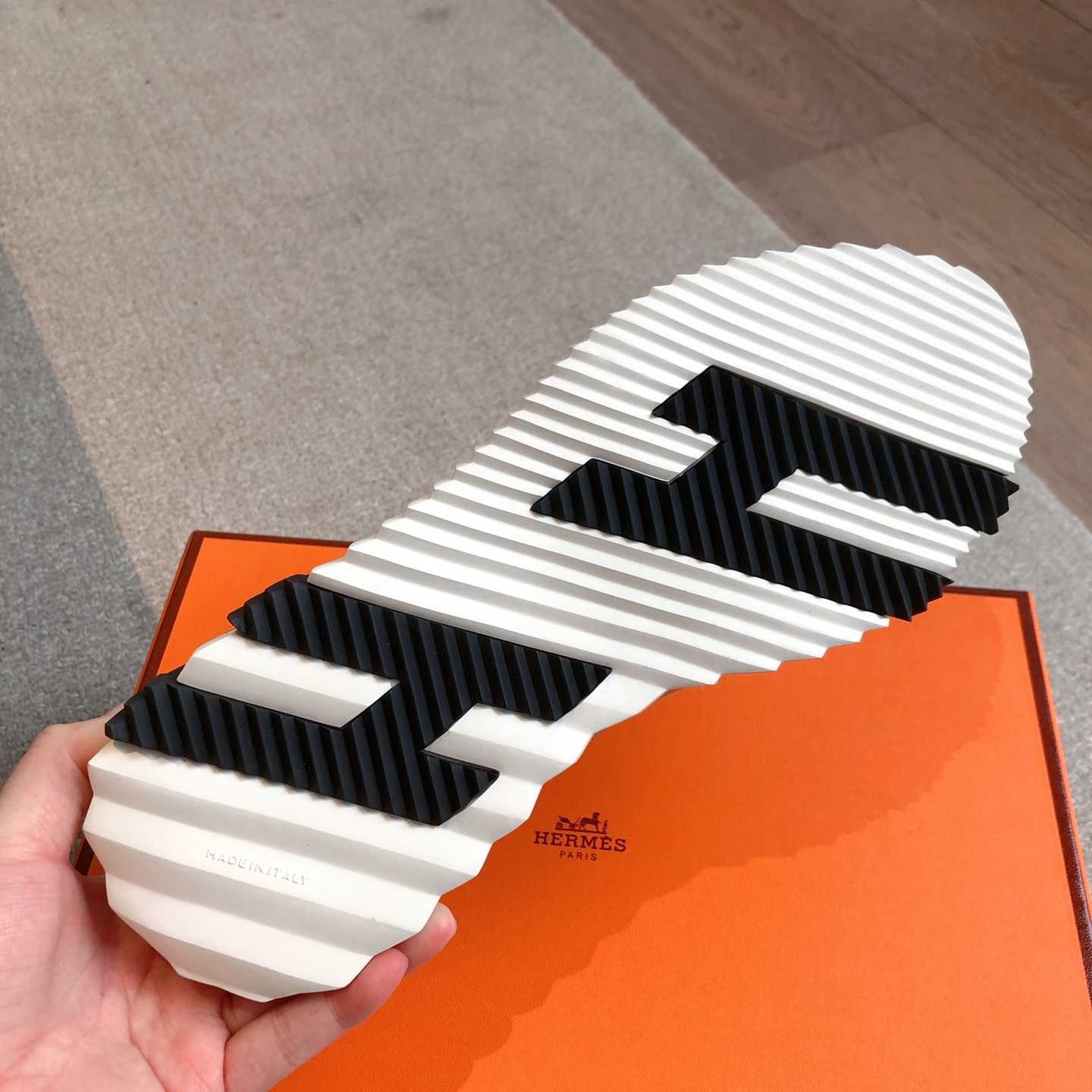 Hermes Bouncing Sneaker - FashionPlug