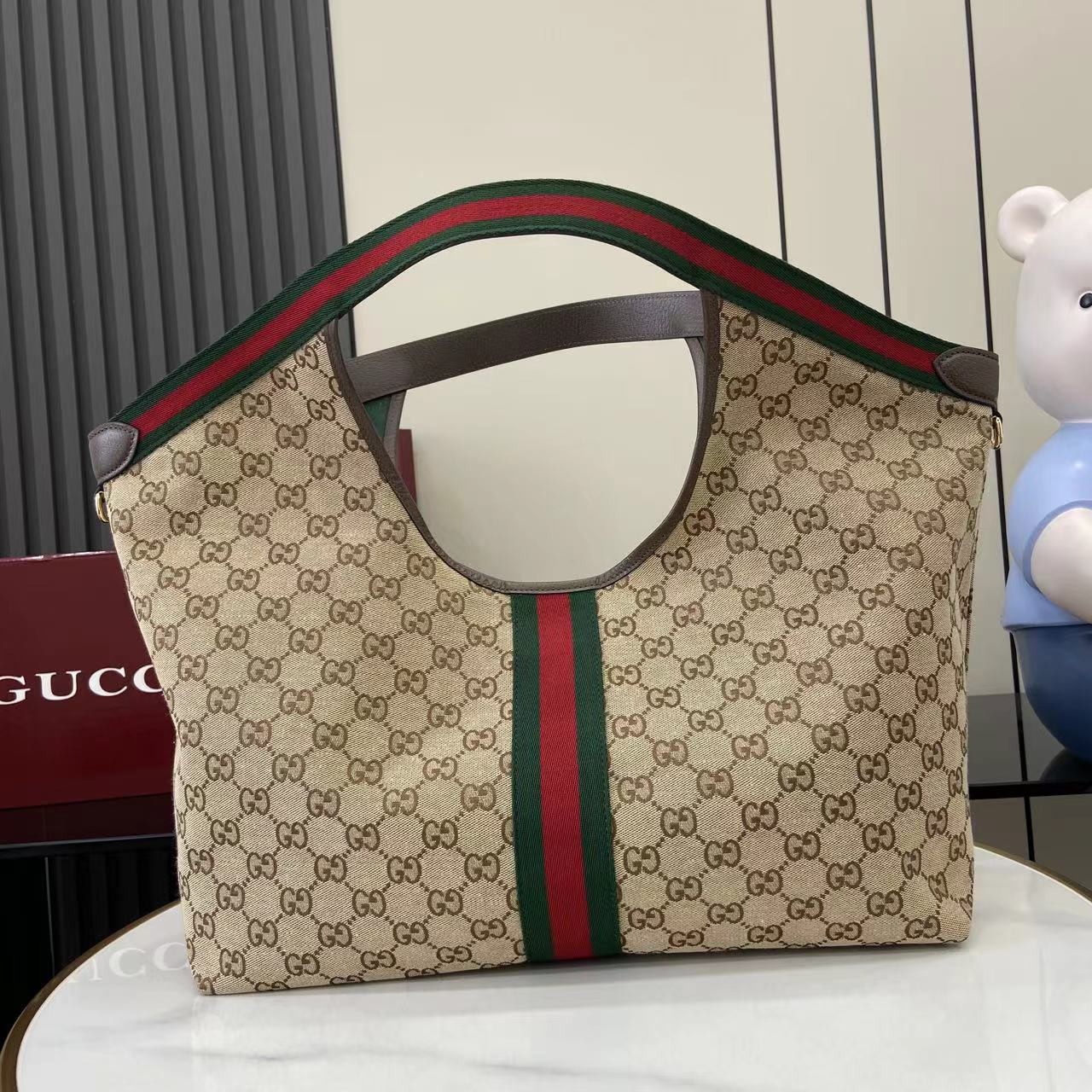 Gucci Giglio Large Tote Bag - FashionPlug