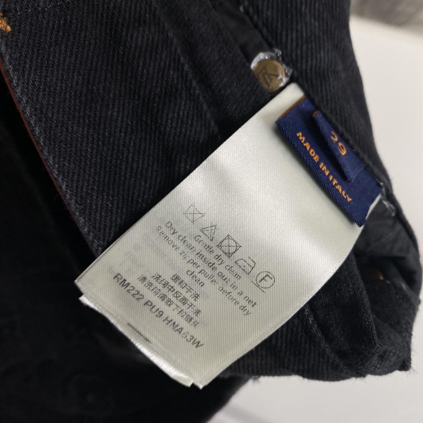Louis Vuitton Monogram Workwear Denim Shorts Black  - FashionPlug