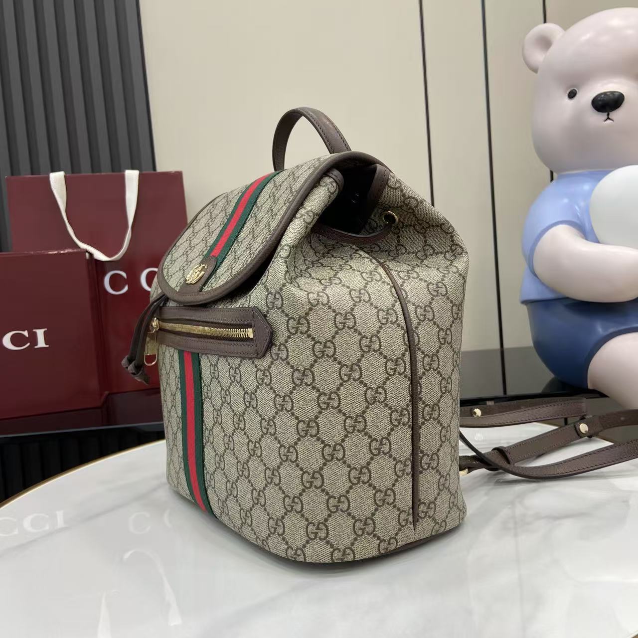 Gucci Ophidia Medium Backpack - FashionPlug