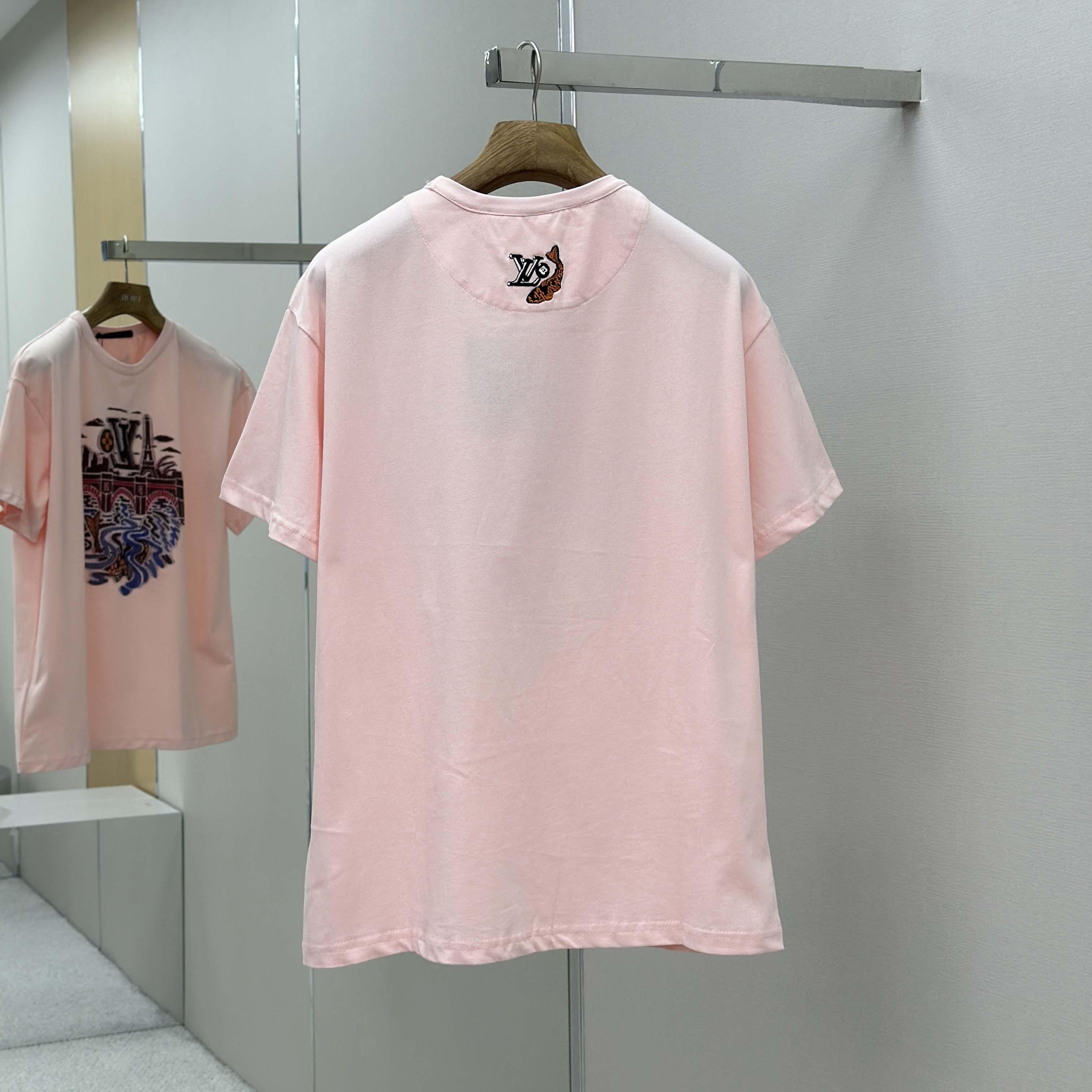 Louis Vuitton Graphic T-Shirt   1AIMMQ - FashionPlug