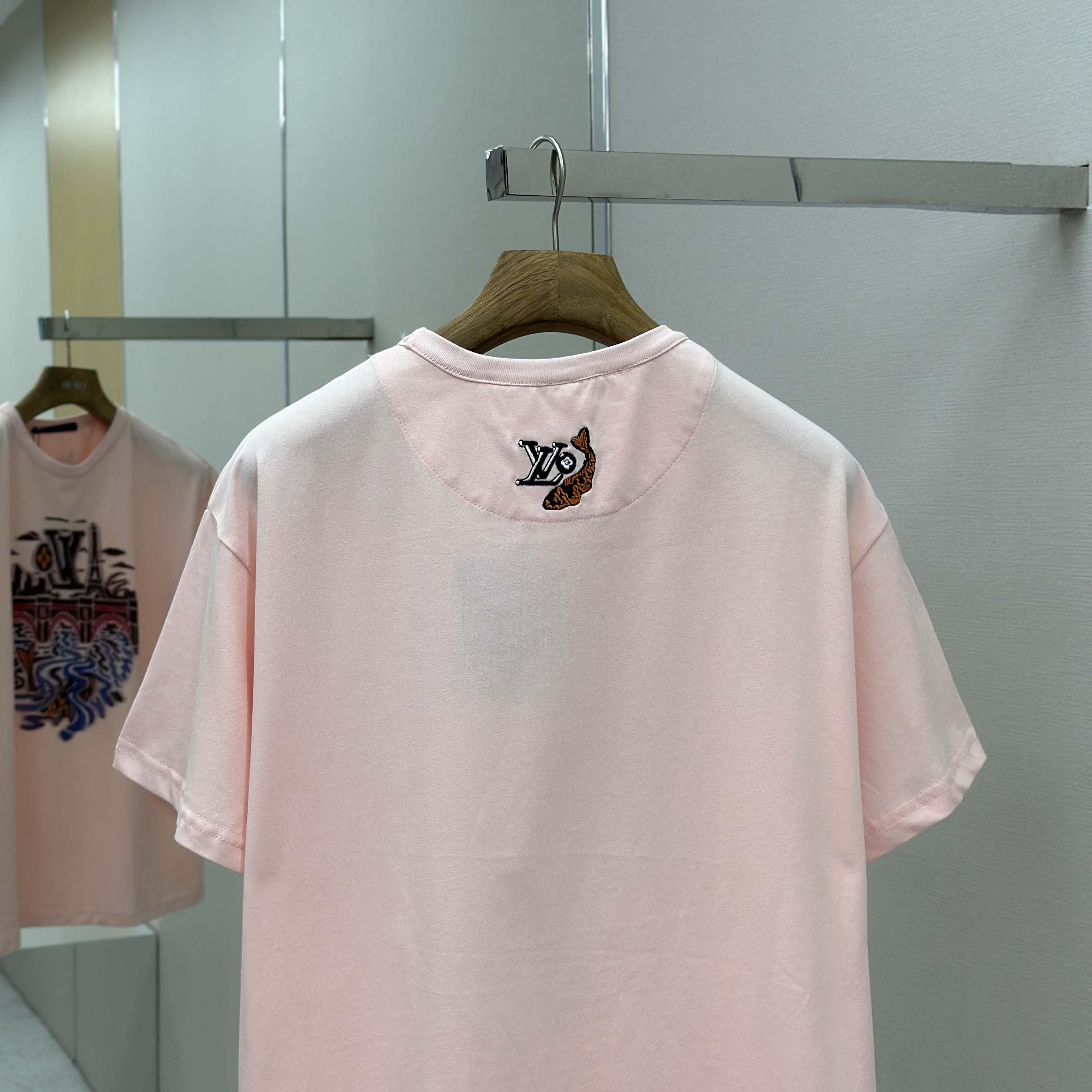 Louis Vuitton Graphic T-Shirt   1AIMMQ - FashionPlug