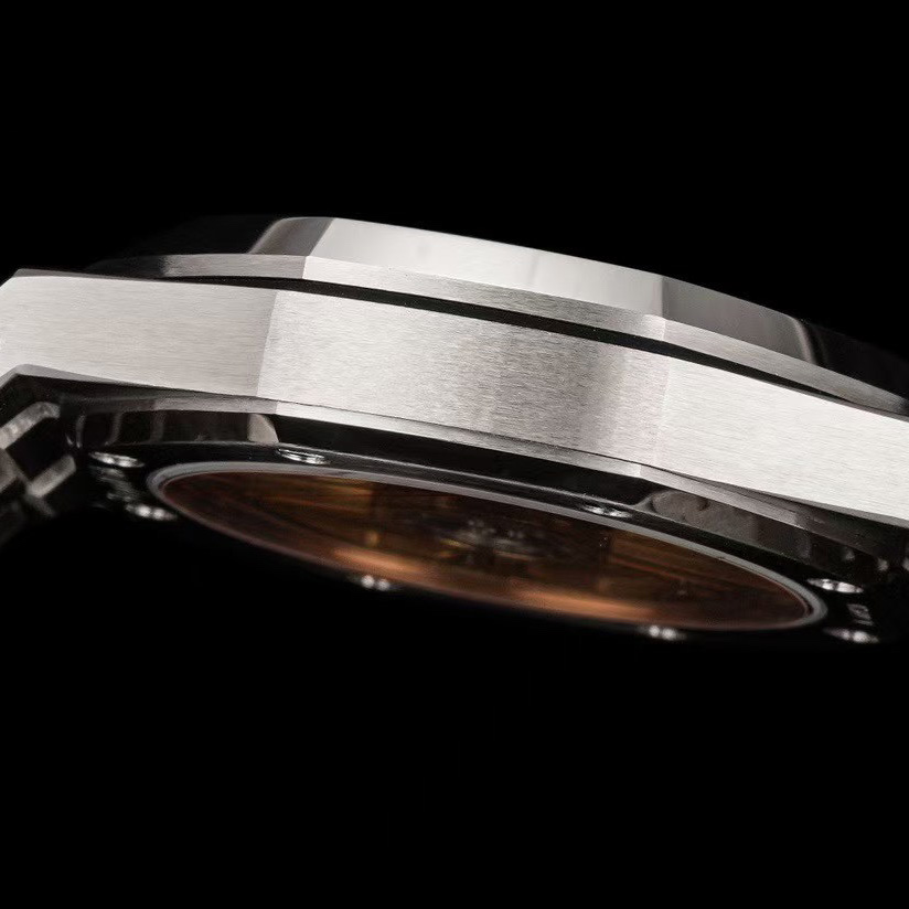 Audemars Piguet Royal Oak Self Winding Watch - 41mm 15500ST - FashionPlug
