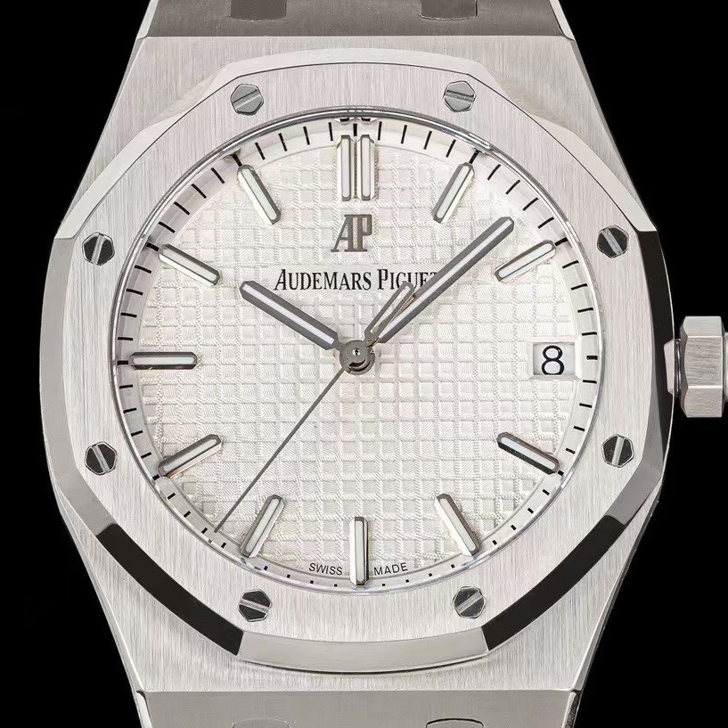 Audemars Piguet Royal Oak Self Winding Watch - 41mm 15500ST - FashionPlug
