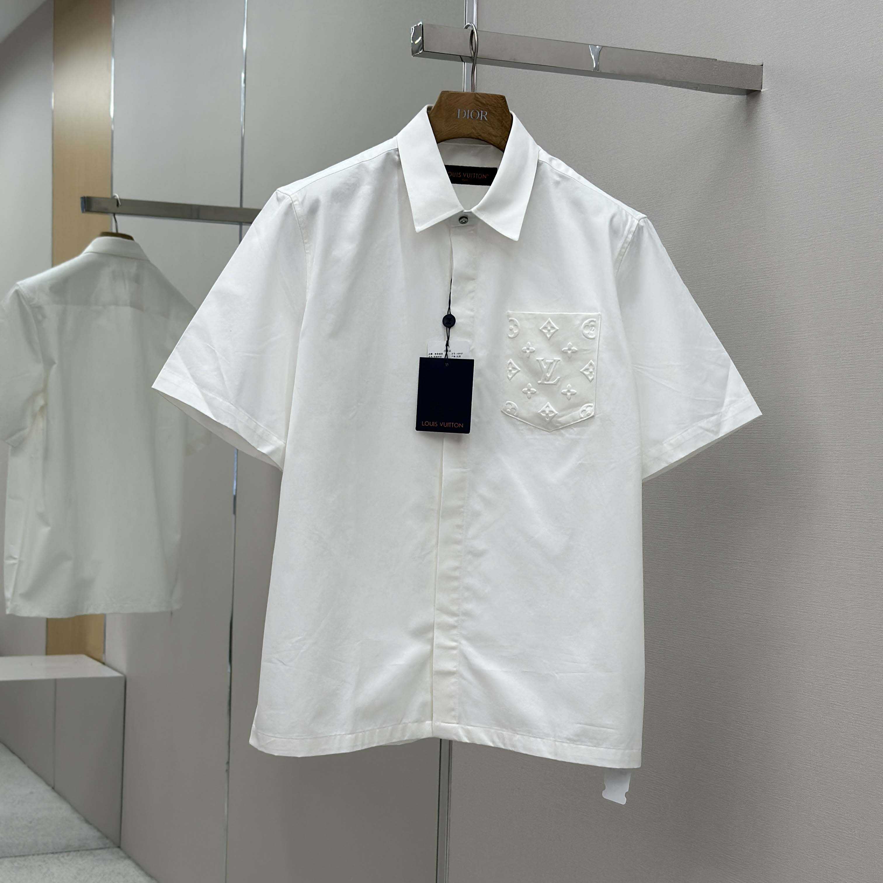 Louis Vuitton Monogram Pocket Short-Sleeved Shirt   1AHVYO - FashionPlug