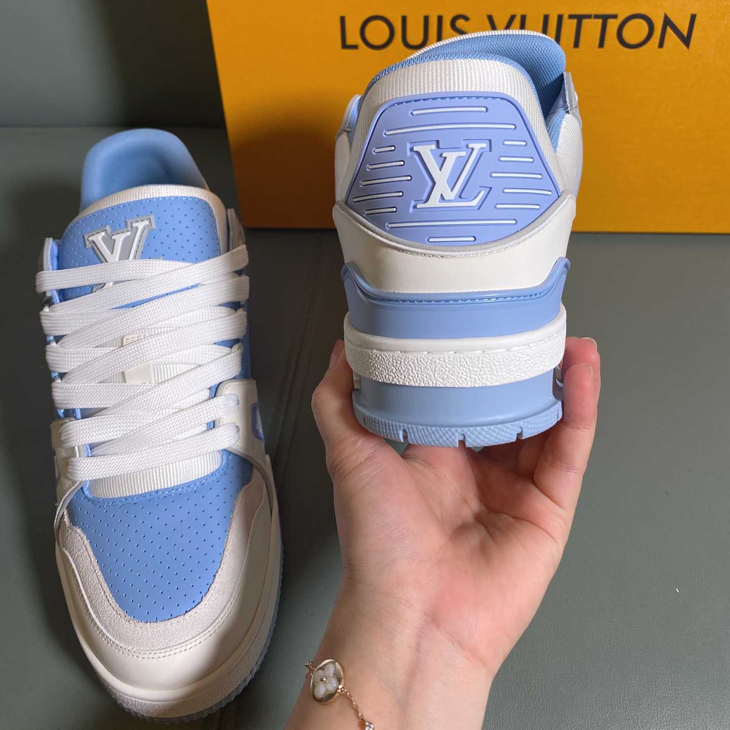 Louis Vuitton LV Trainer Sneaker      1AHTEI - FashionPlug