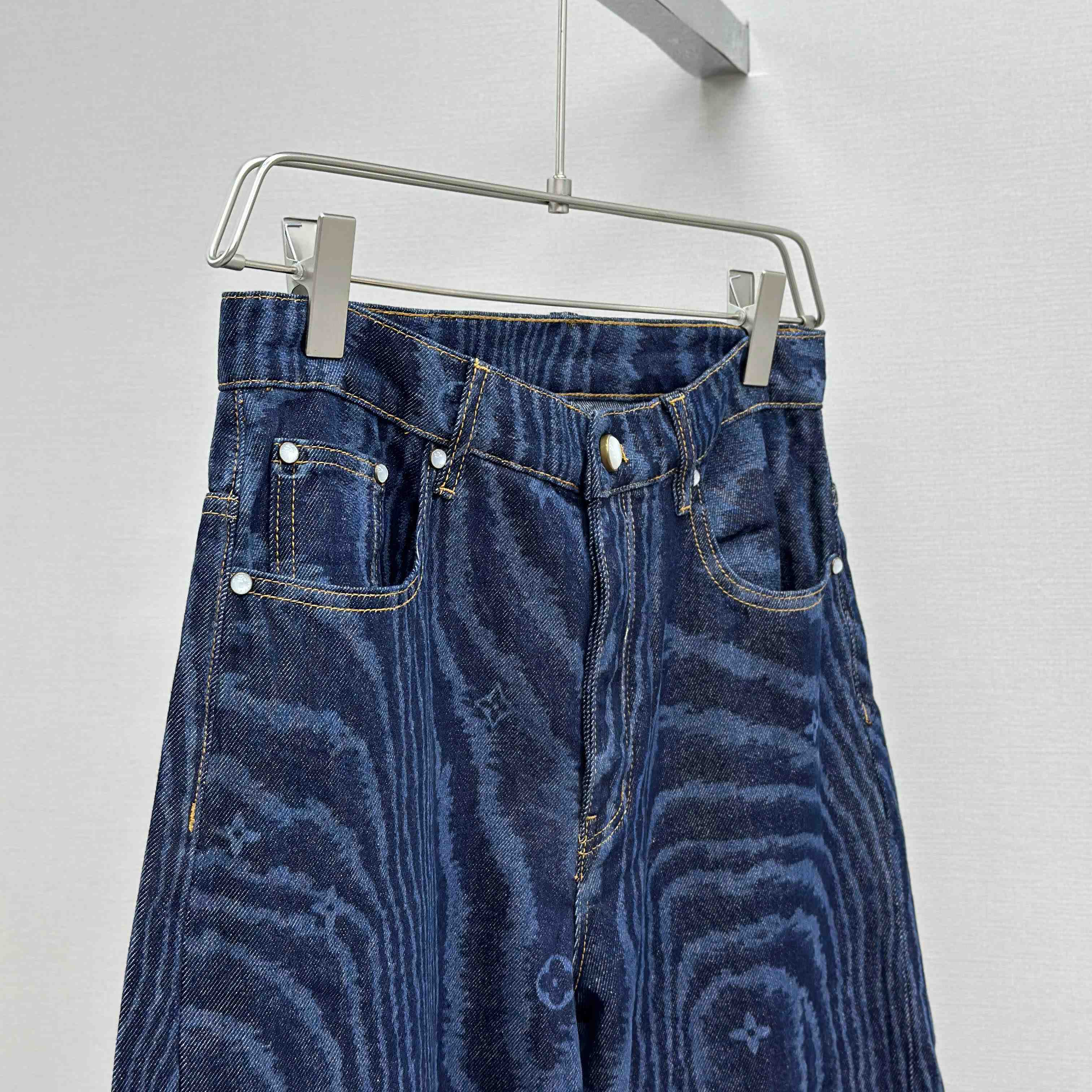 Louis Vuitton Cuffed Denim Skate Pants   1AHVBG - FashionPlug