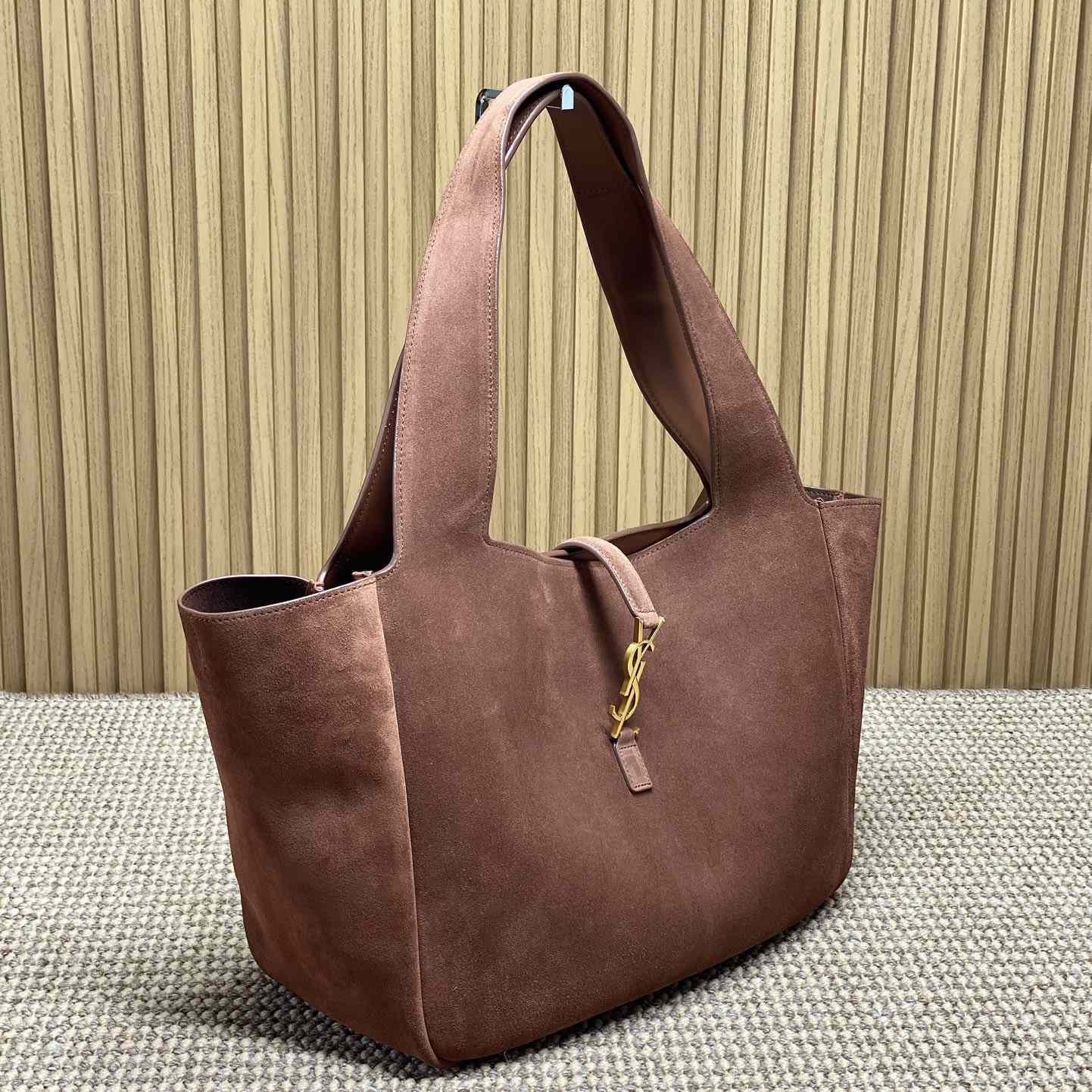 Saint Laurent LE 5 À 7 Bea In Suede - FashionPlug