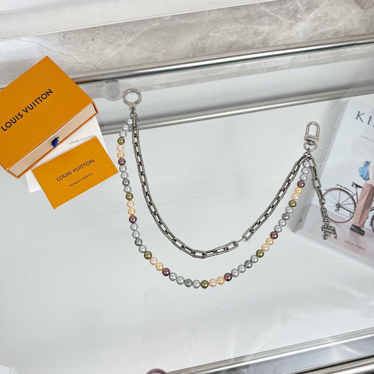 Louis Vuitton Pearls Chain Belt and Bag Charm   M02293 - FashionPlug