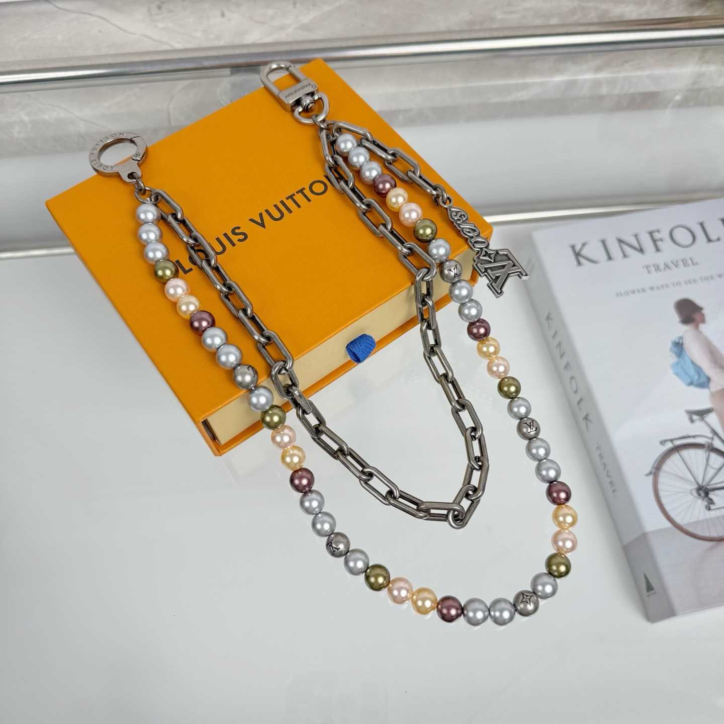 Louis Vuitton Pearls Chain Belt and Bag Charm   M02293 - FashionPlug