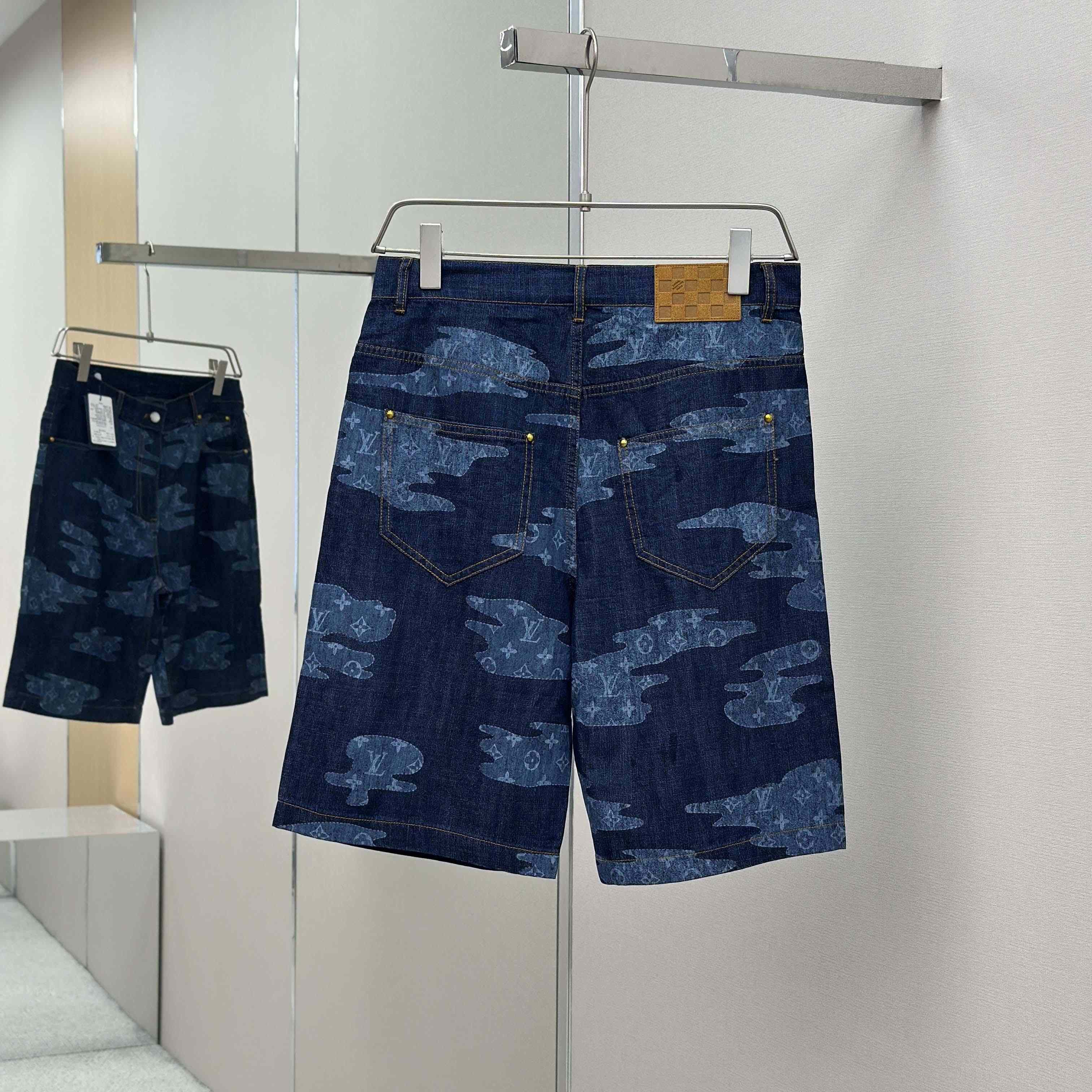 Louis Vuitton Monogram Chambray Shorts   1AILU6 - FashionPlug