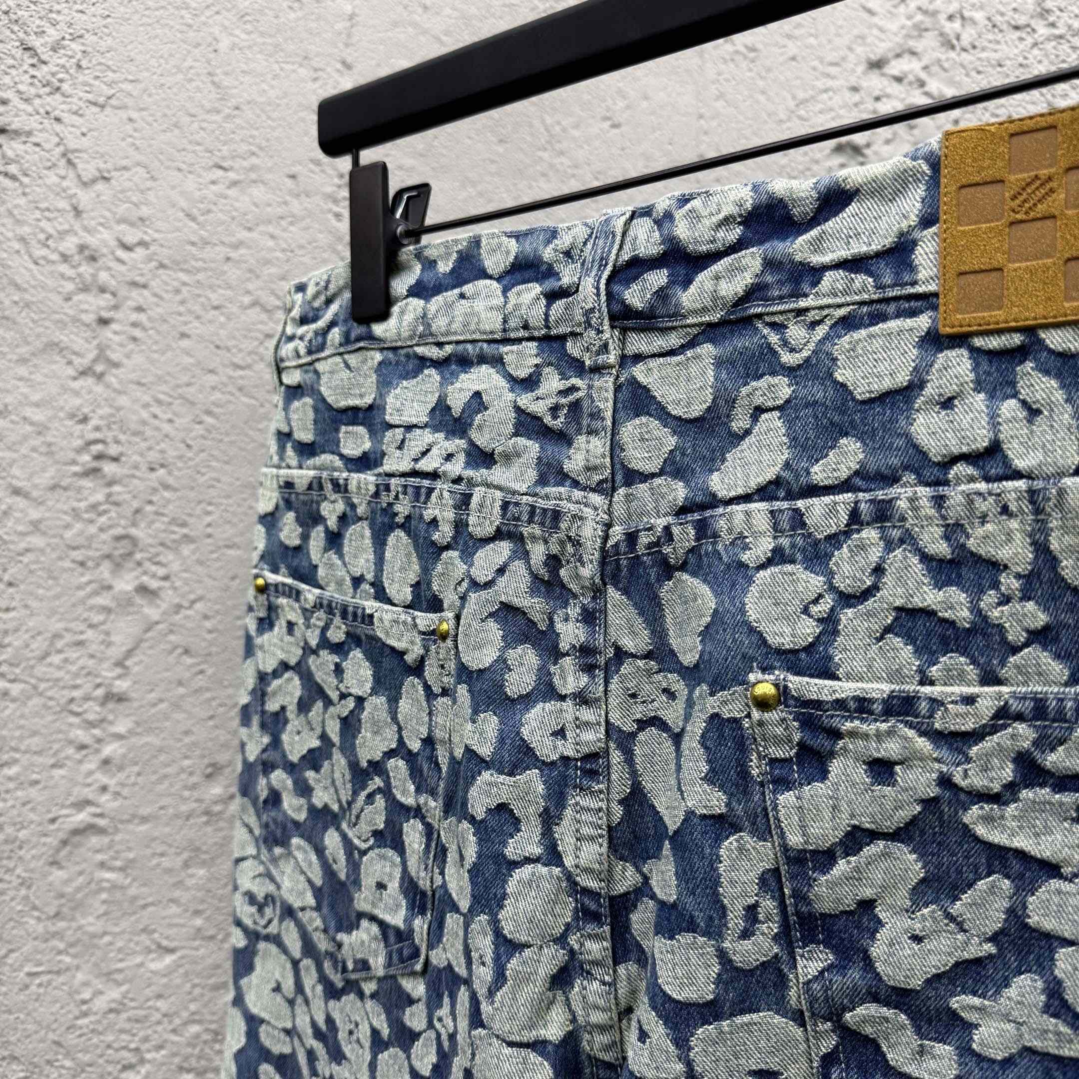 Louis Vuitton Jacquard Workwear Denim Pants   1AILS9 - FashionPlug